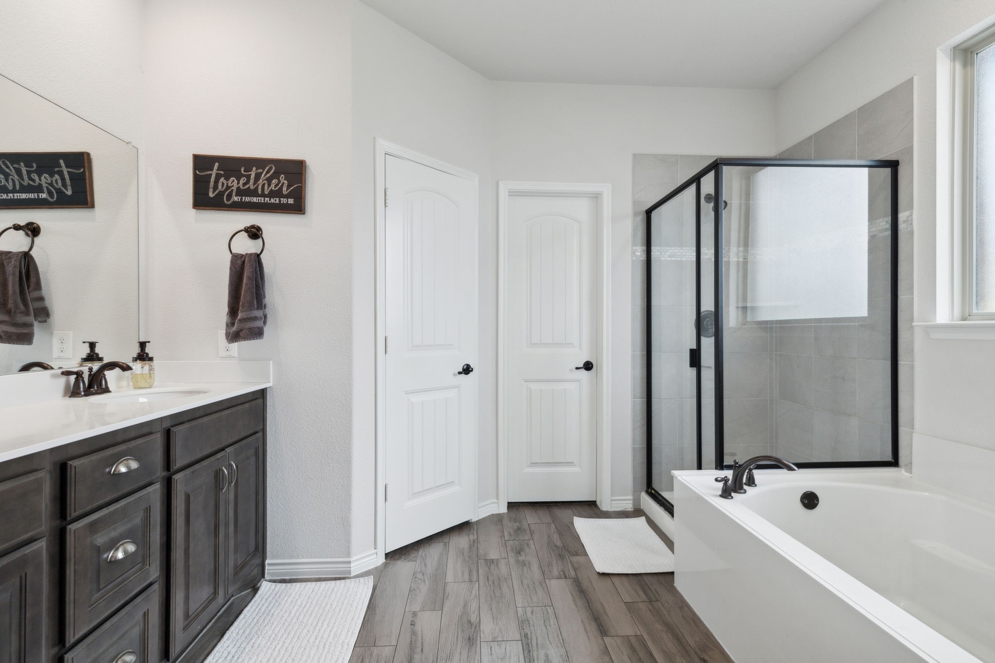 3033 Lily Lane