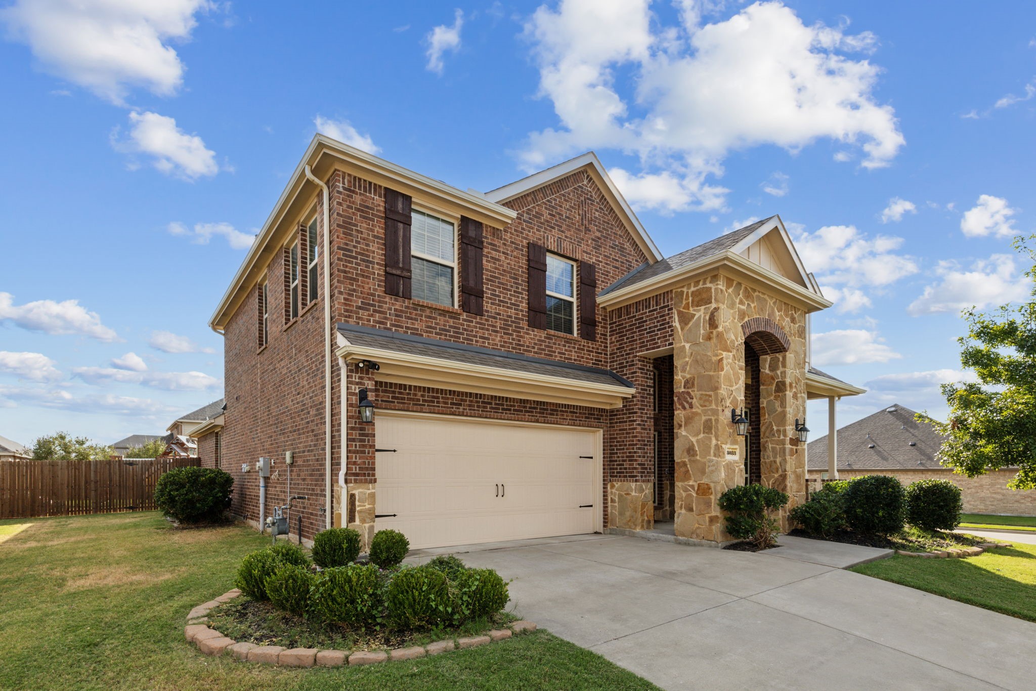 3033 Lily Lane