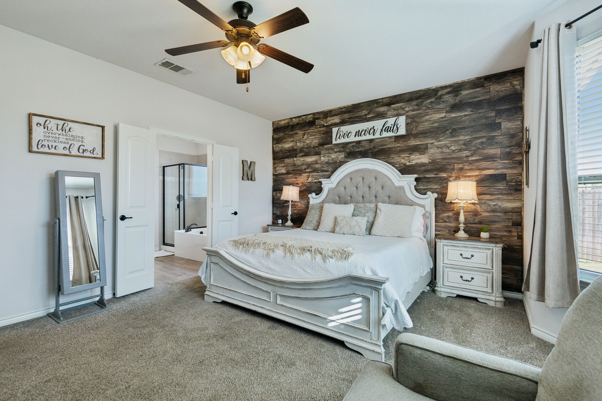 3033 Lily Lane