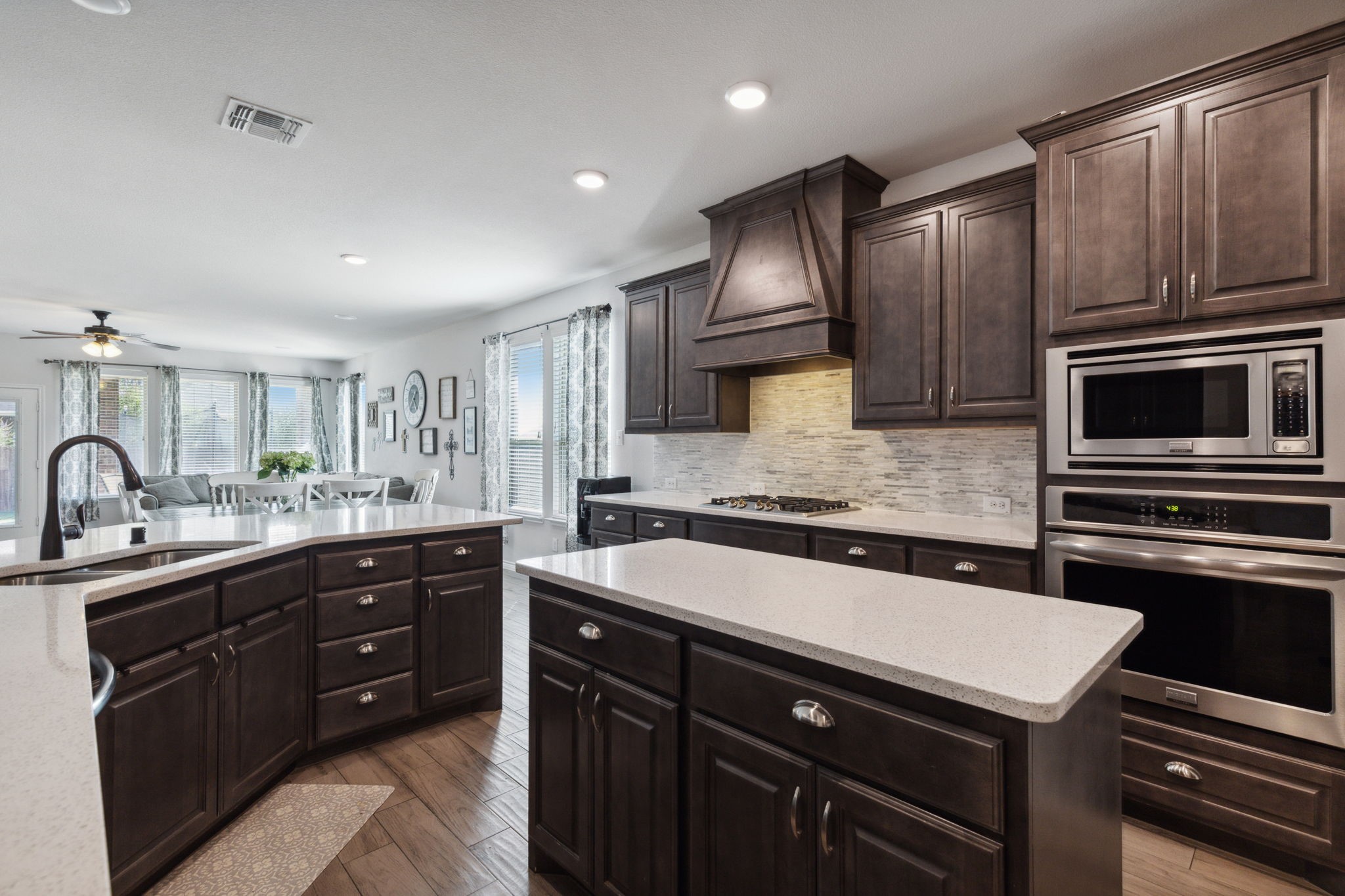 3033 Lily Lane
