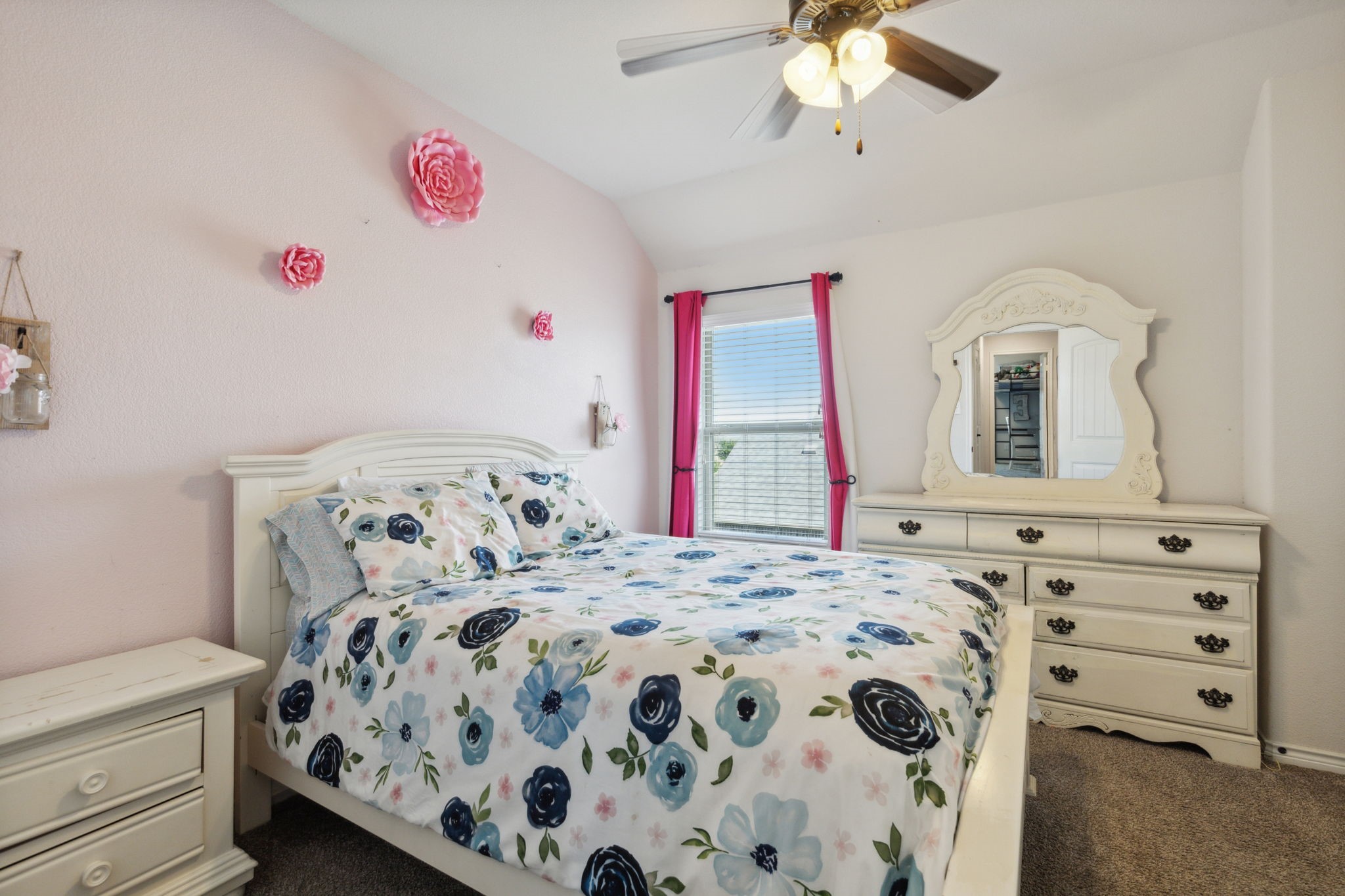 3033 Lily Lane