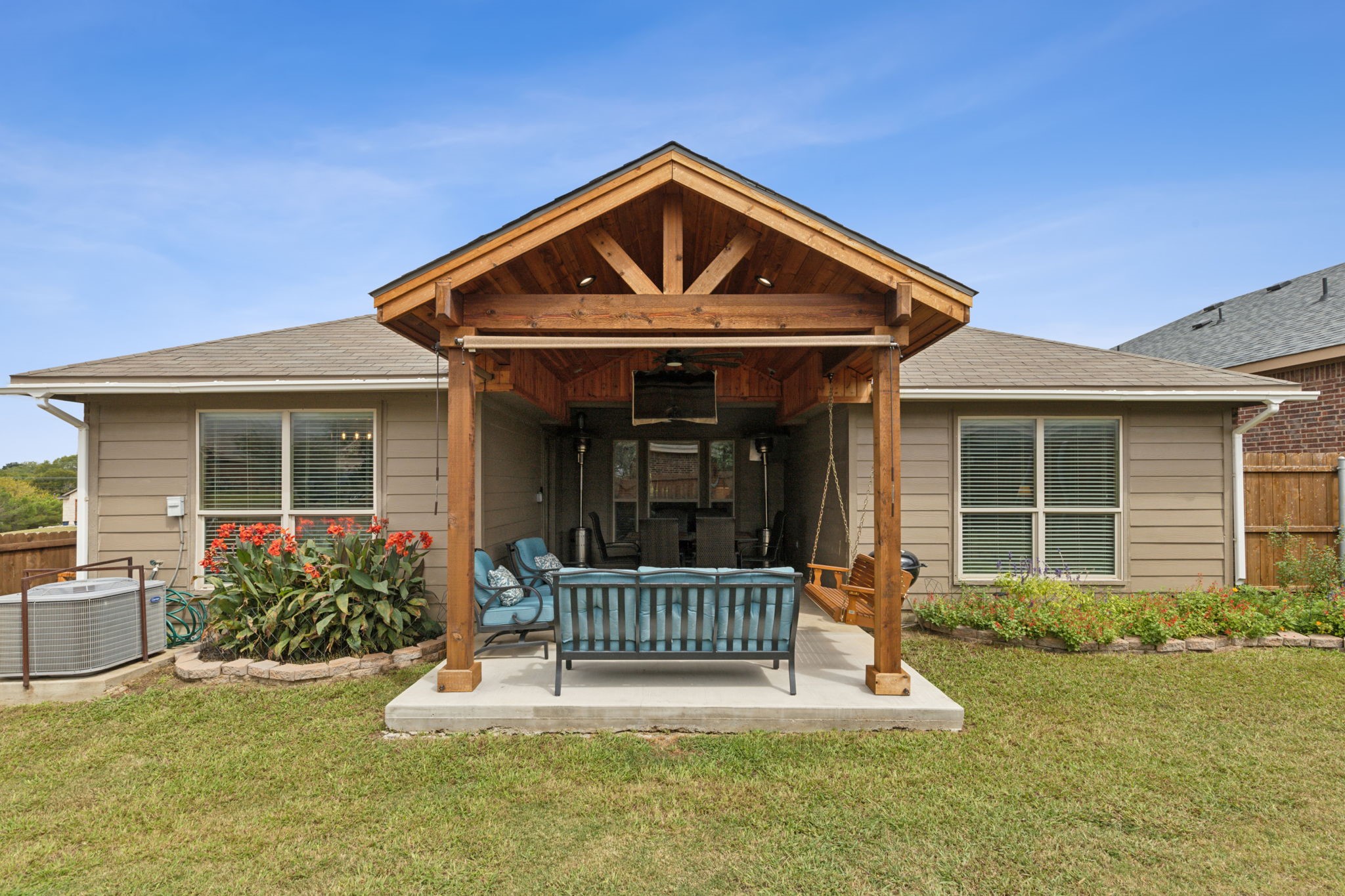 14100 Pioneer Bluffs Road