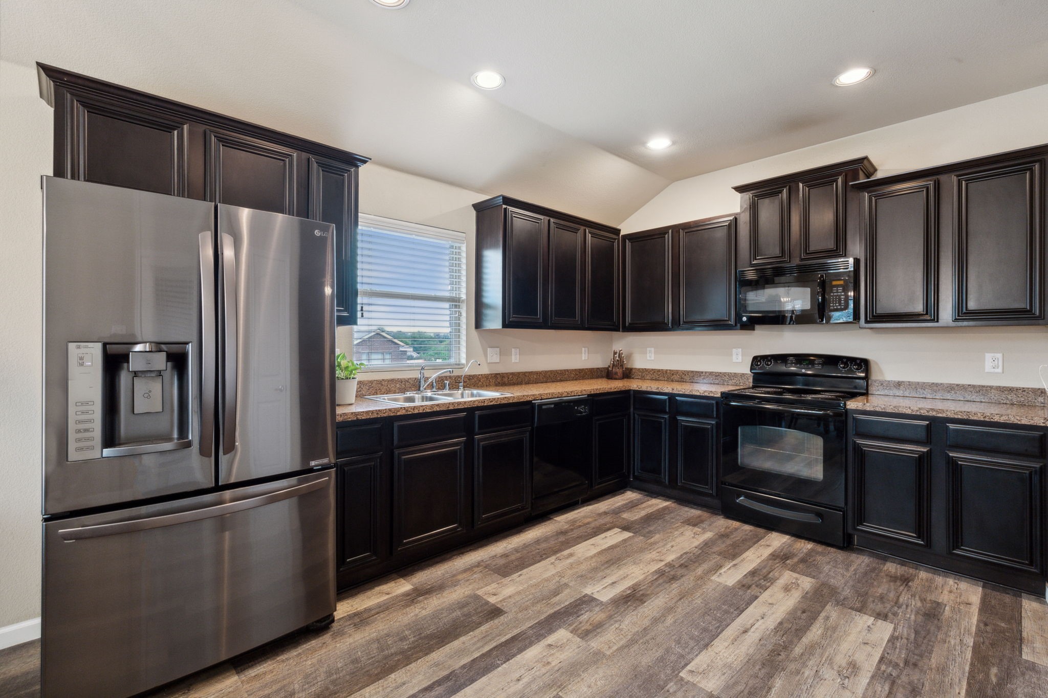 14100 Pioneer Bluffs Road