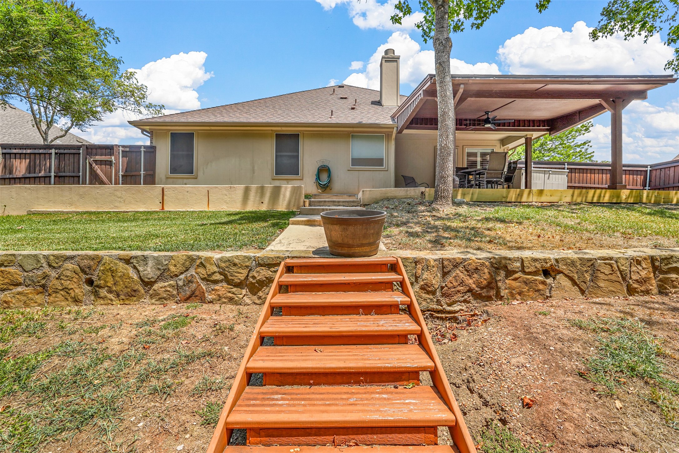 1390 Tanglevine Lane