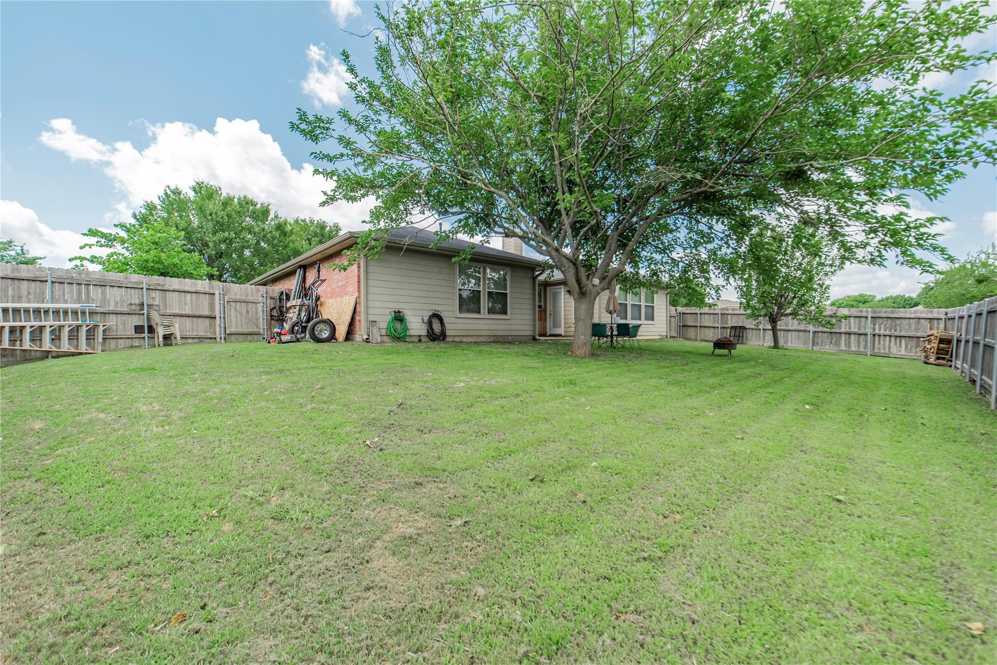 1209 Hampton Drive