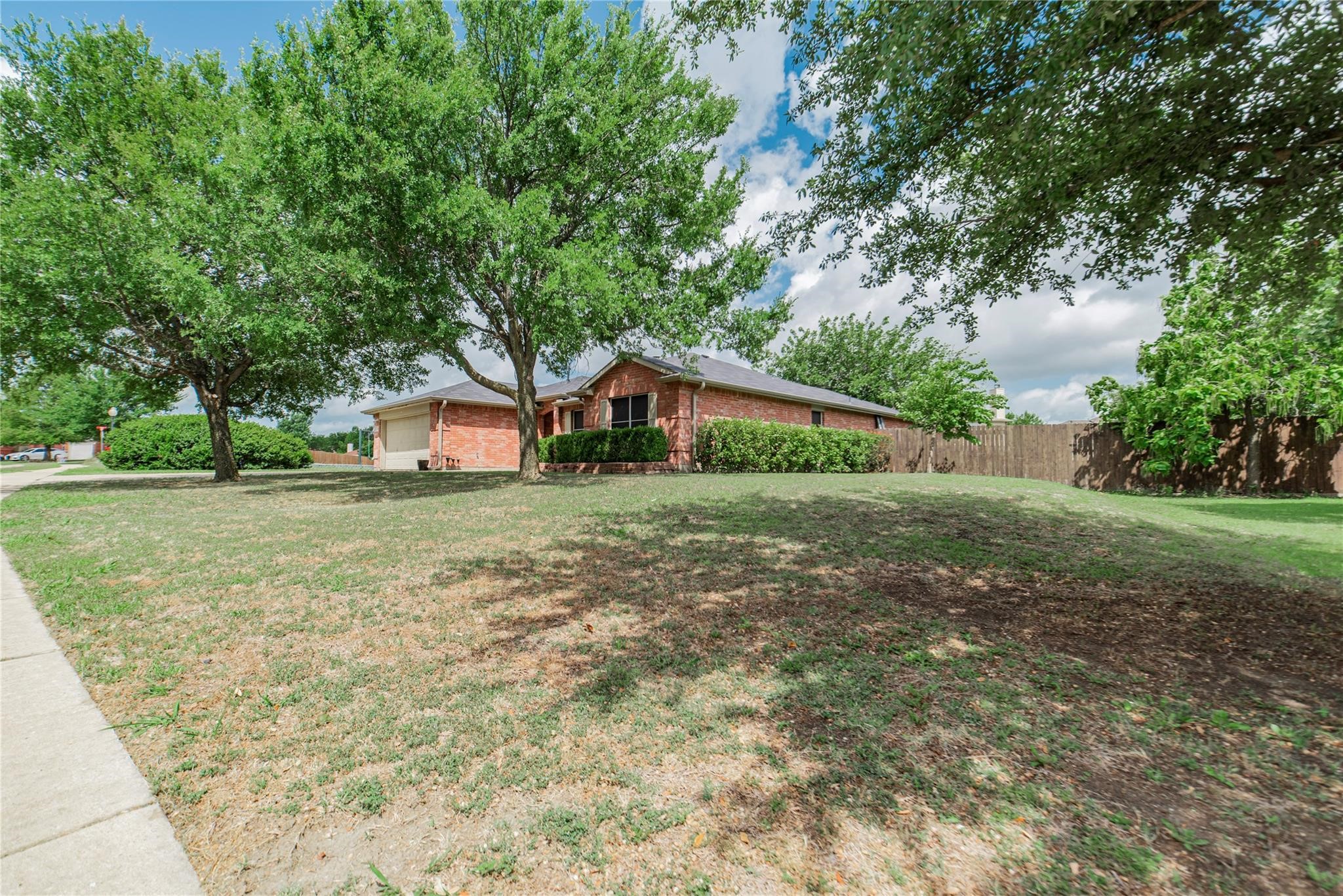 1209 Hampton Drive