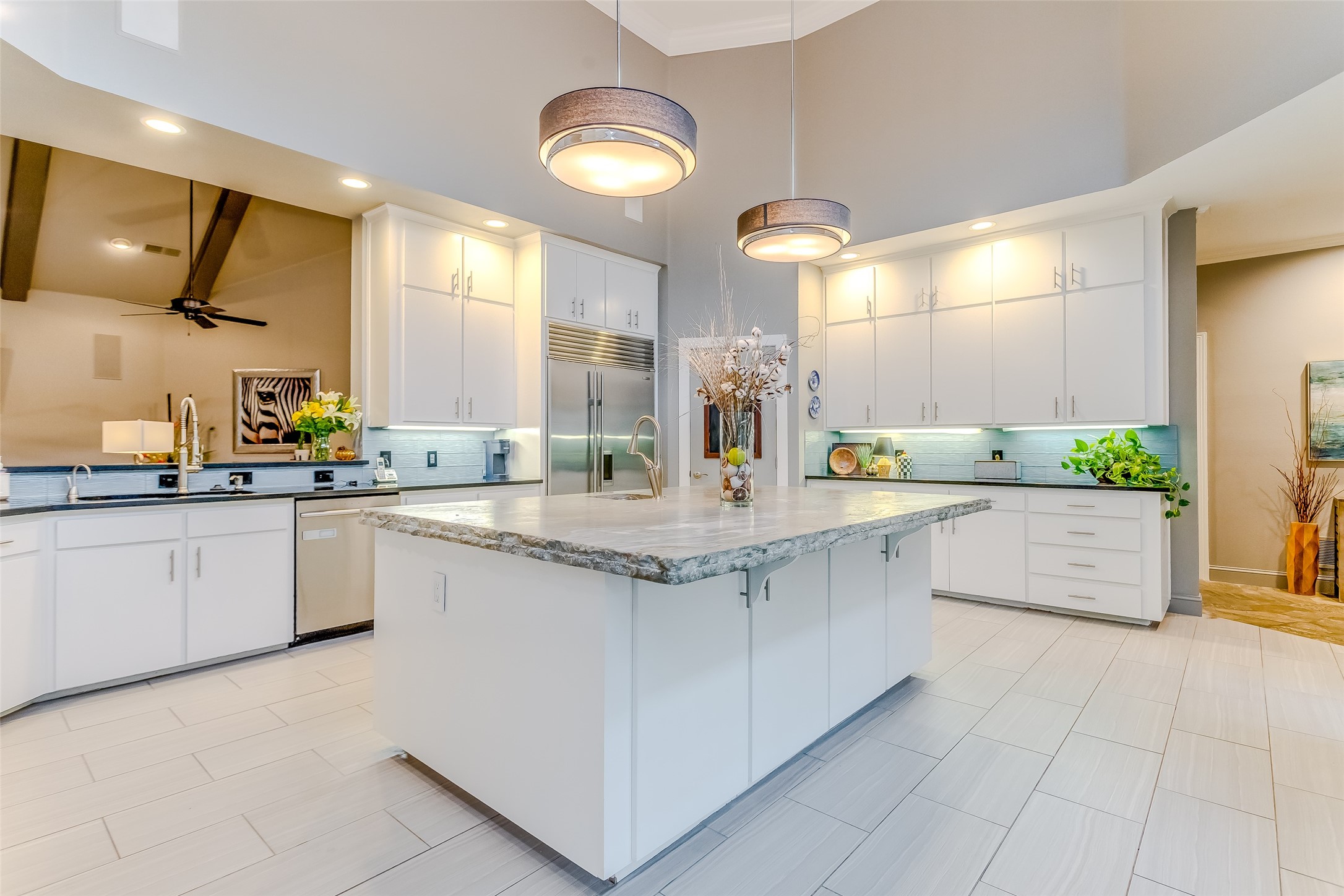 2902 River Bend Trail