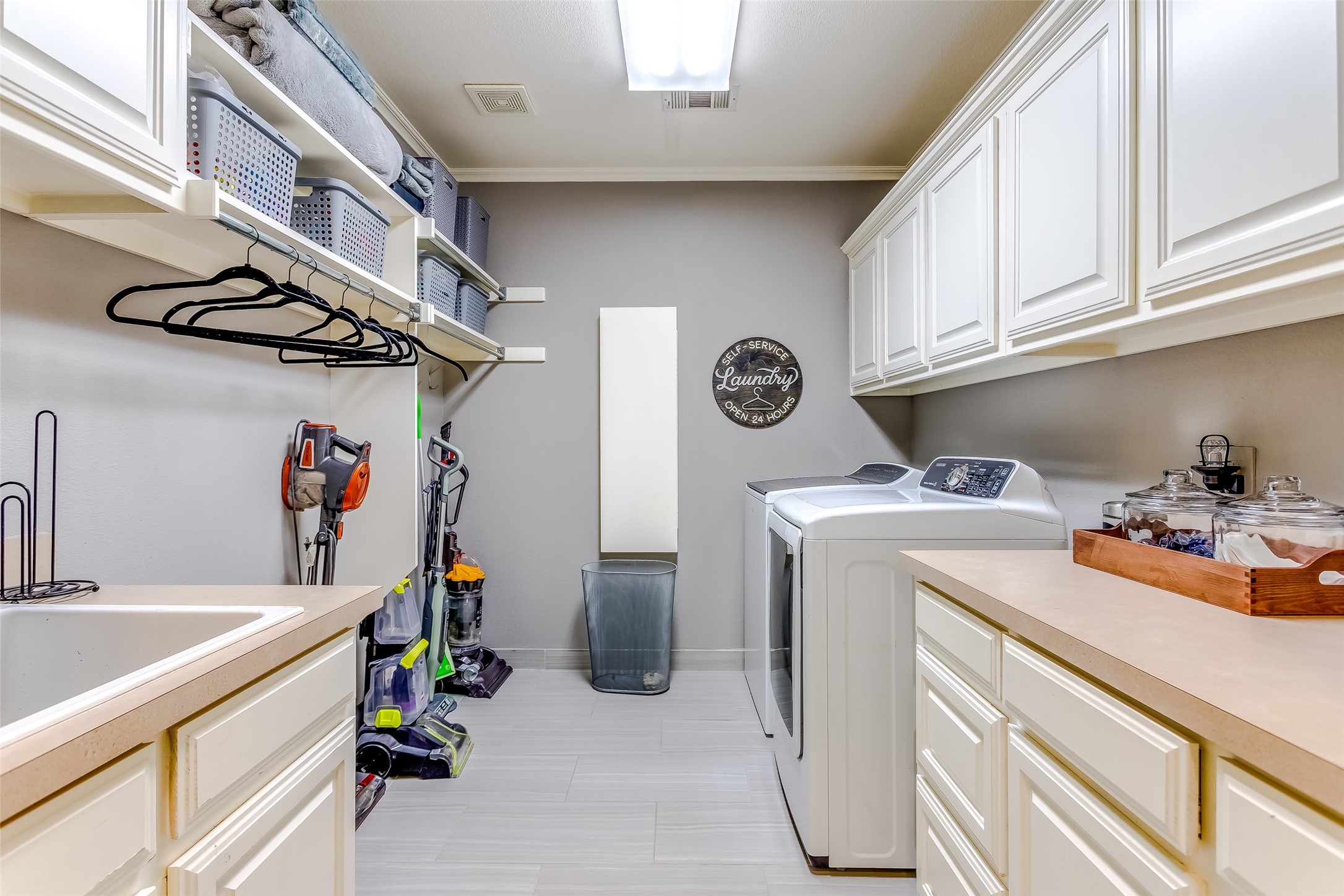 2902 River Bend Trail