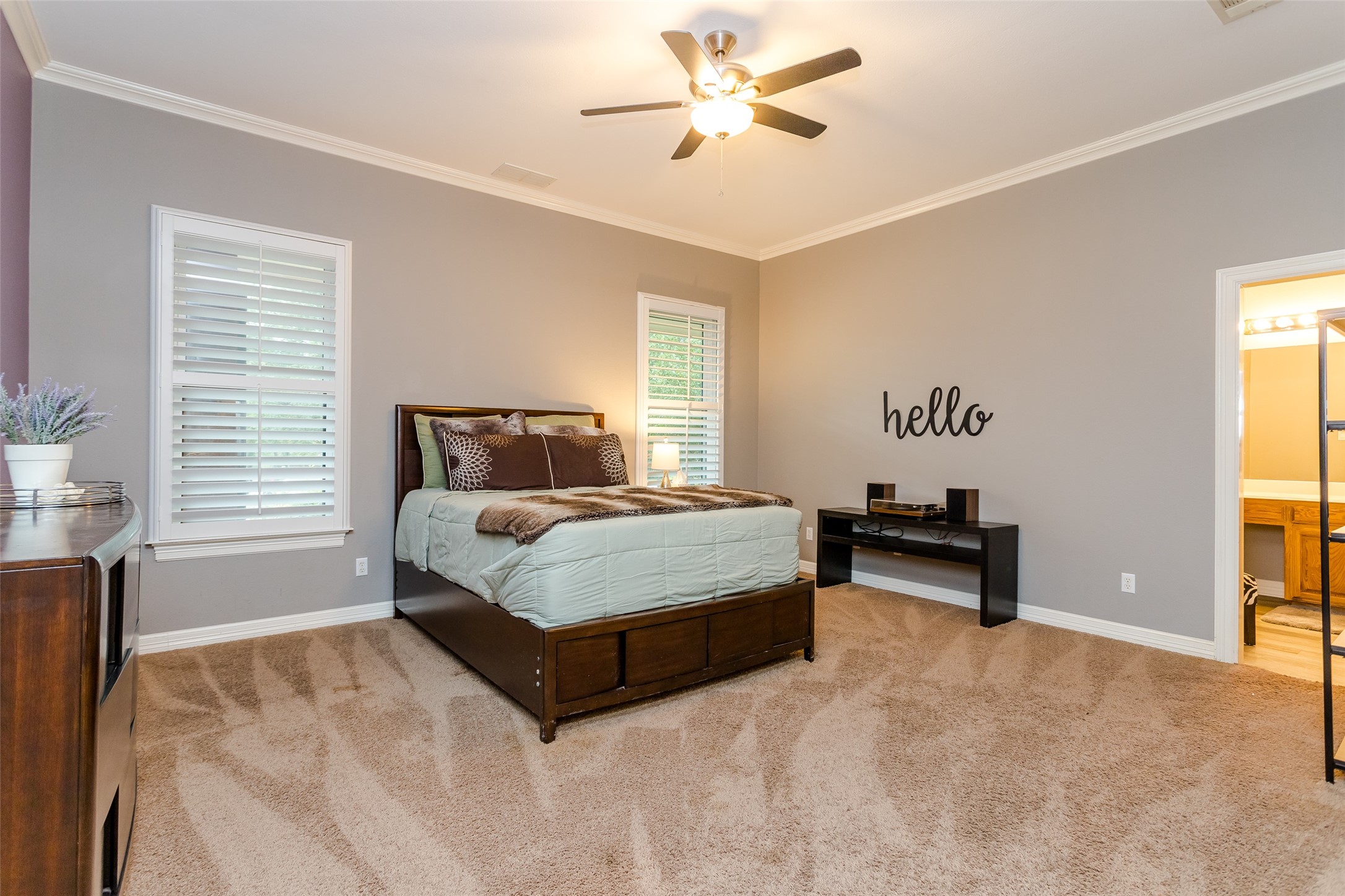 2902 River Bend Trail