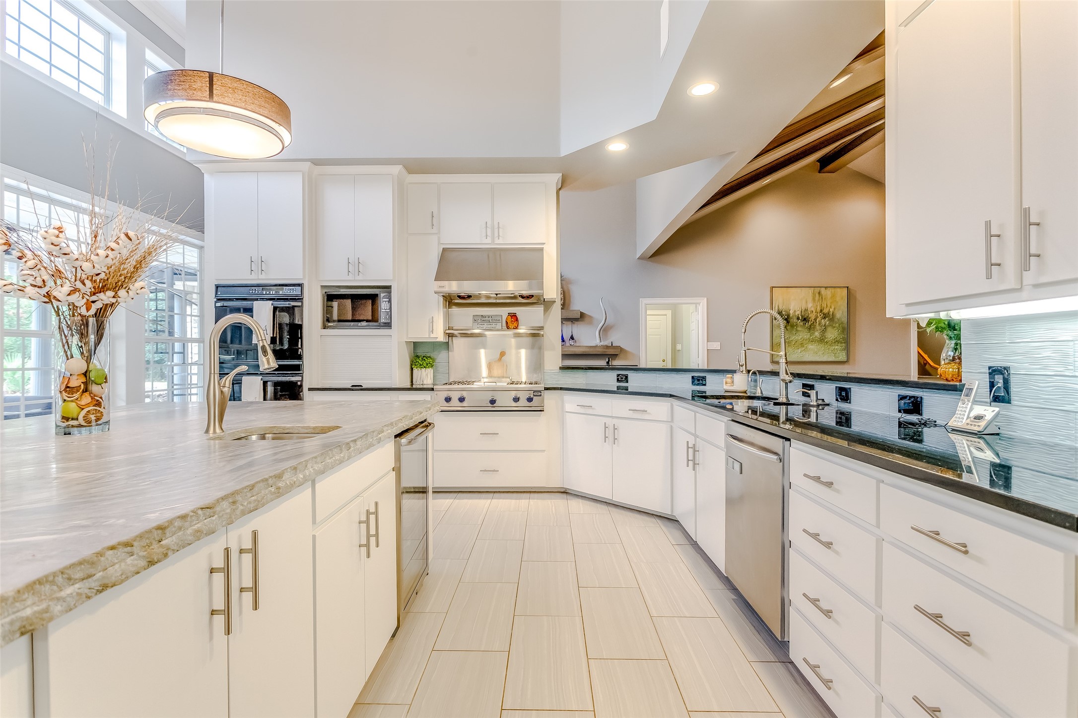 2902 River Bend Trail