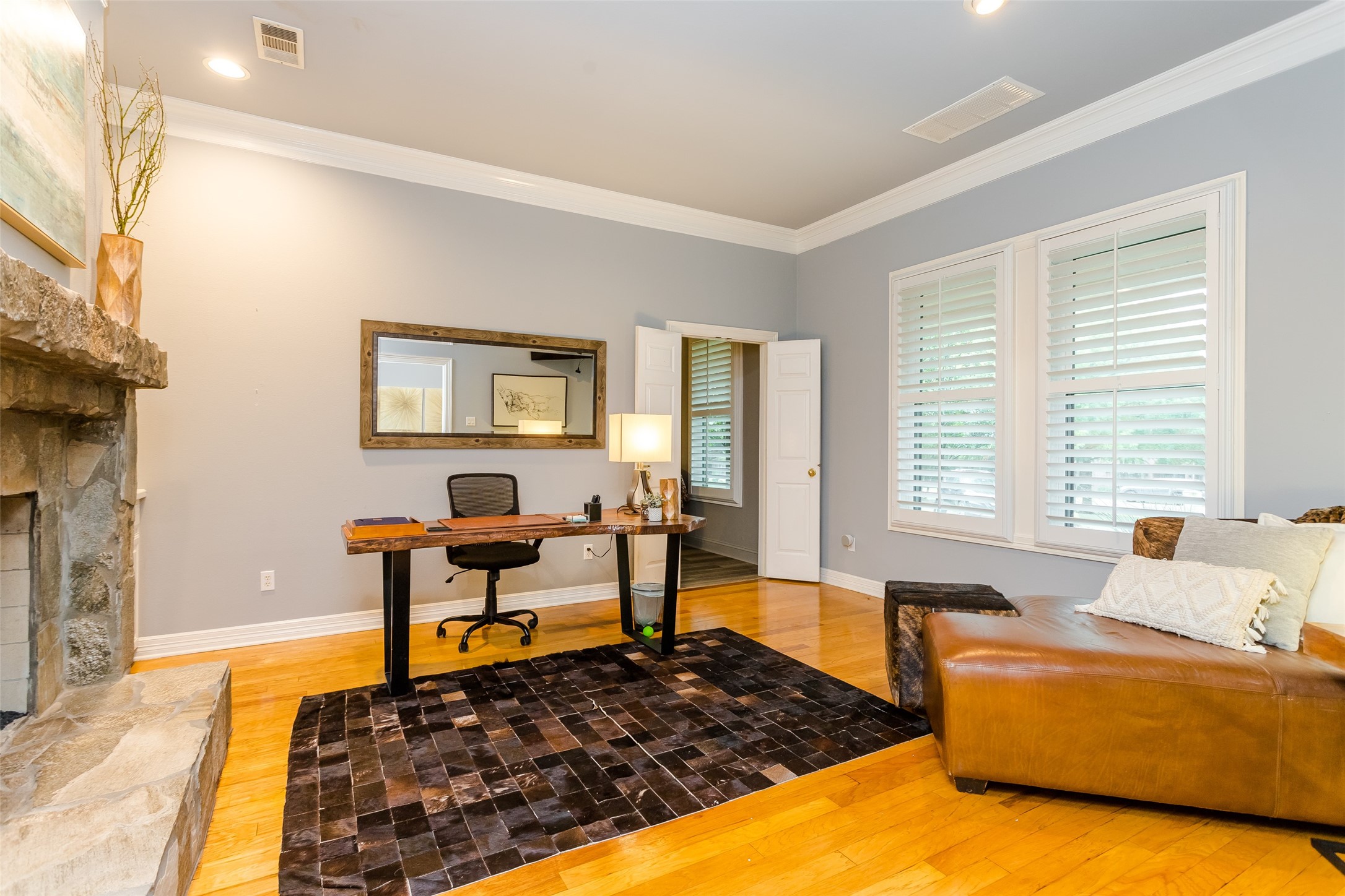 2902 River Bend Trail