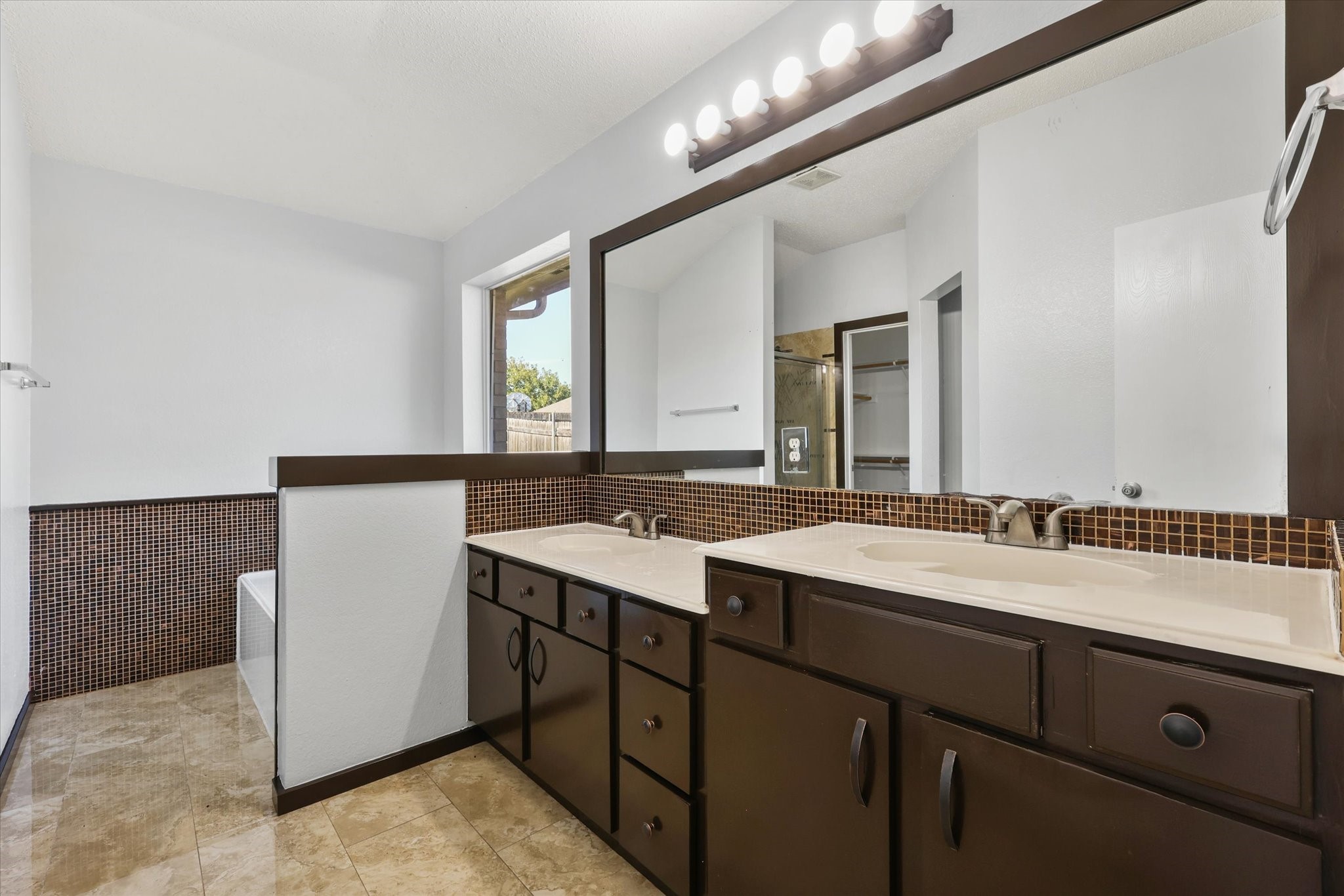 421 Ponderosa Trail