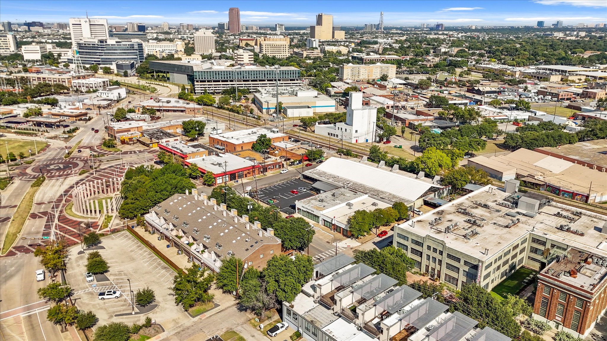 3707 Commerce Street