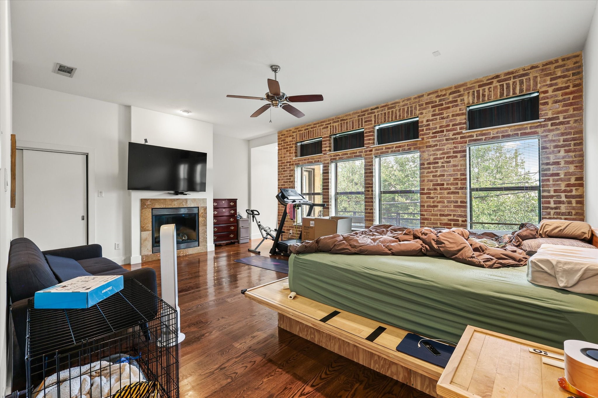 3707 Commerce Street