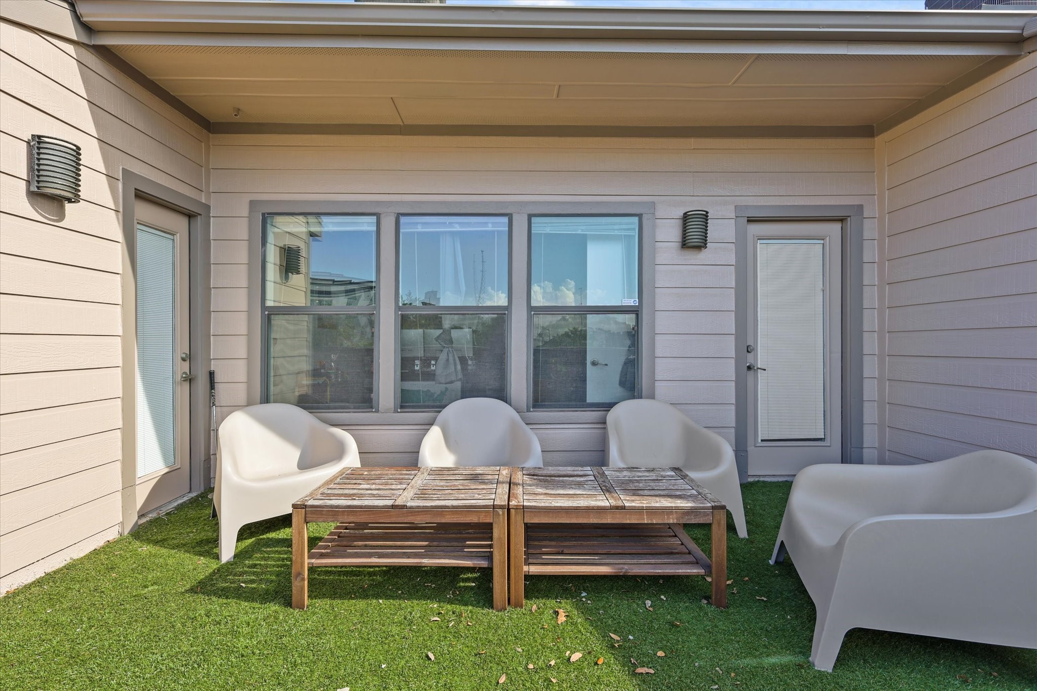 3707 Commerce Street