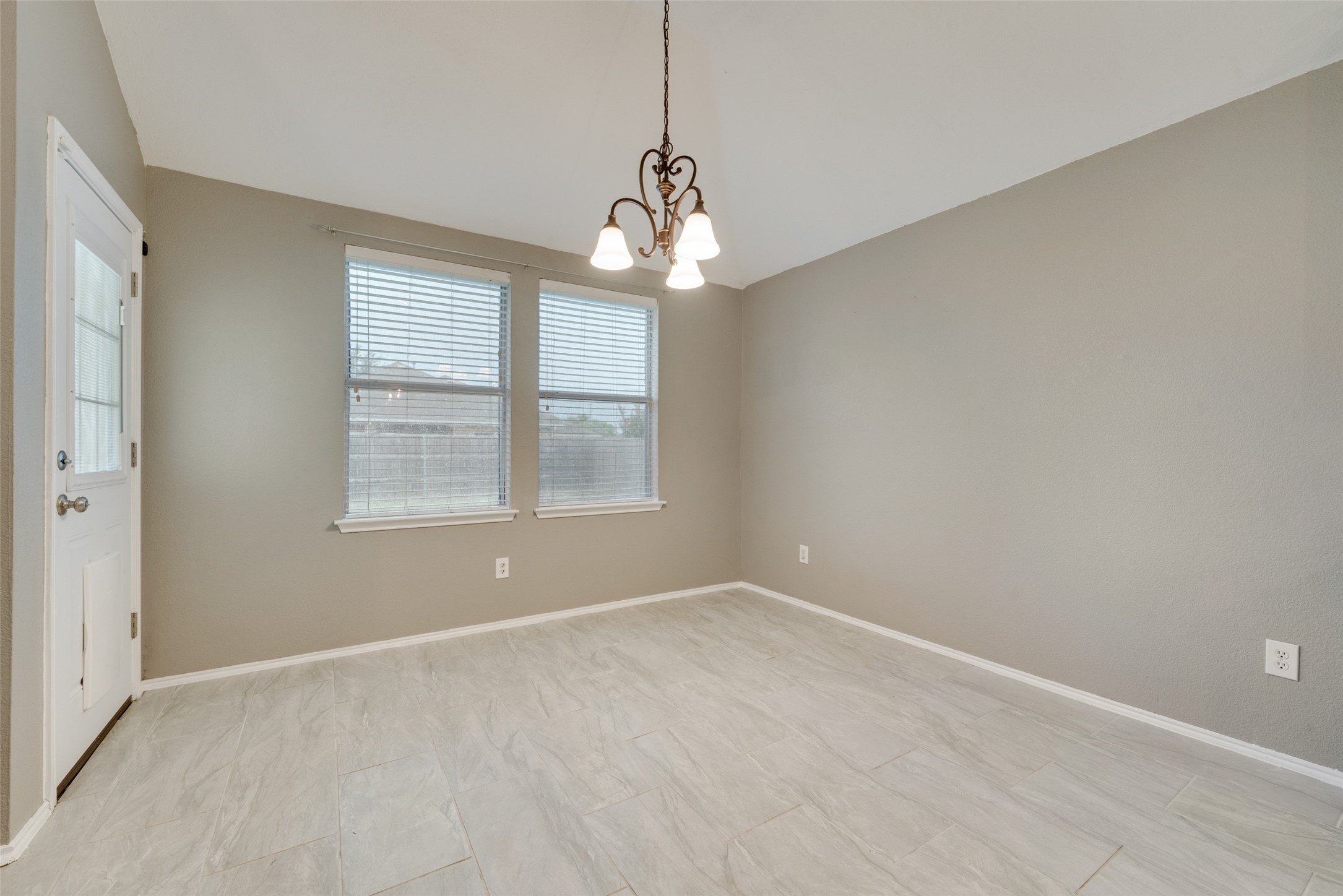 114 Aspenwood Trail
