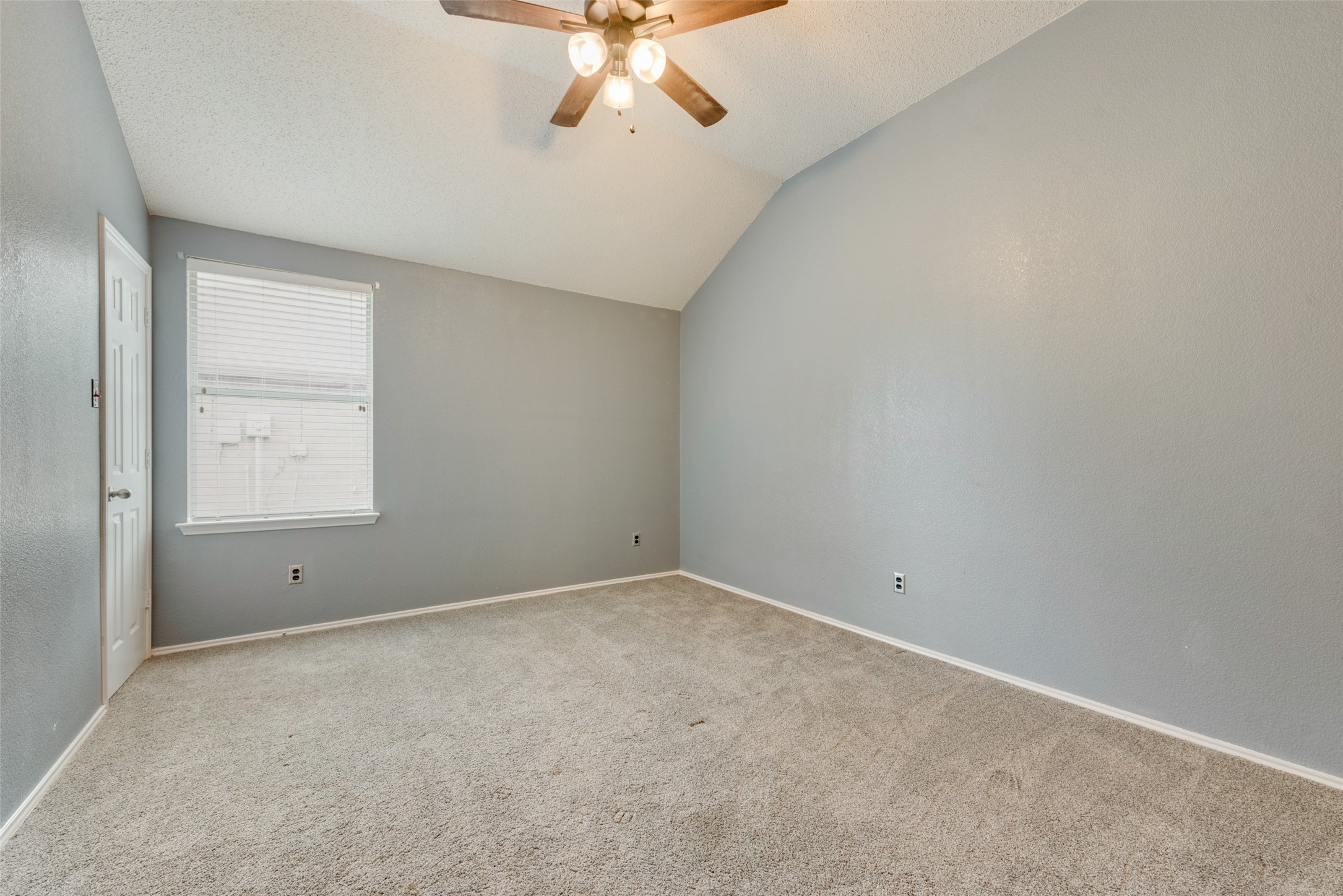 114 Aspenwood Trail