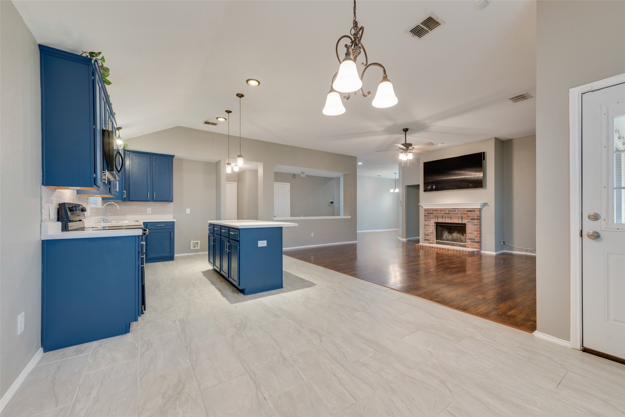 114 Aspenwood Trail