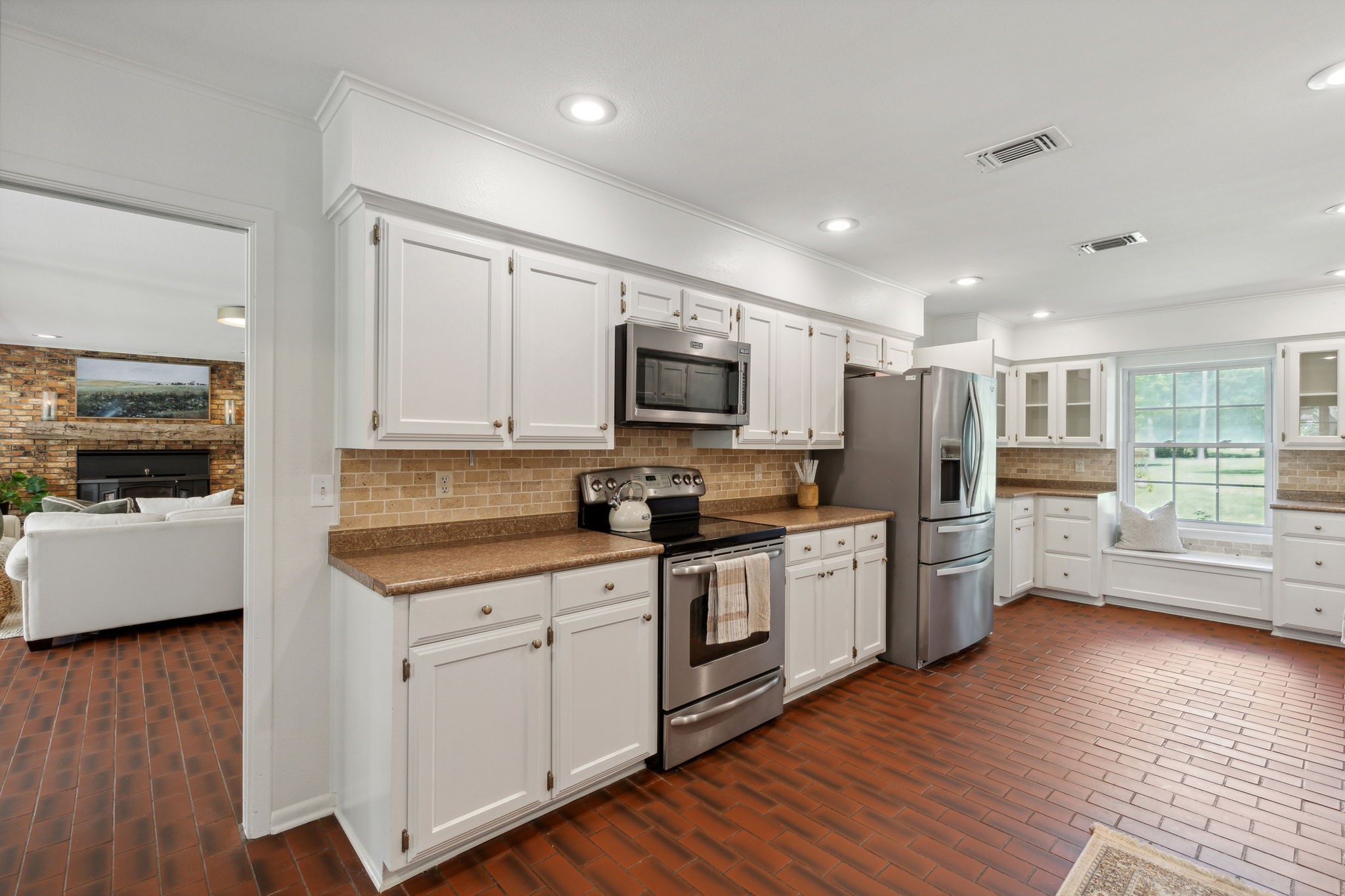 2584 County Road 1171