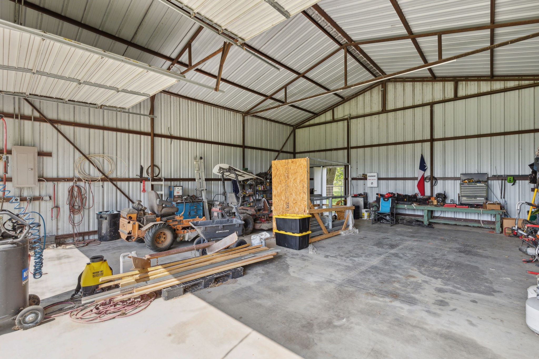 2584 County Road 1171