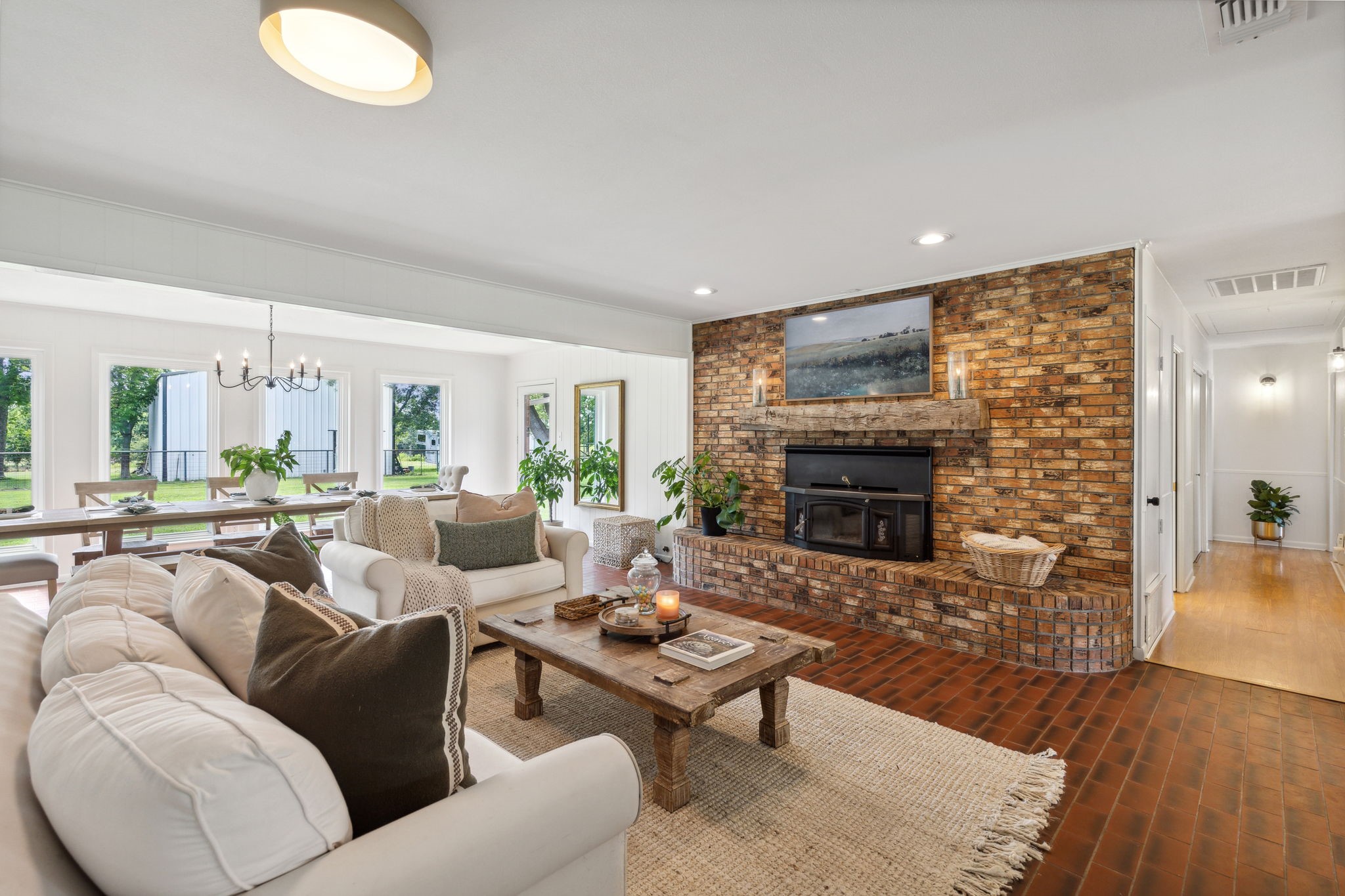 2584 County Road 1171