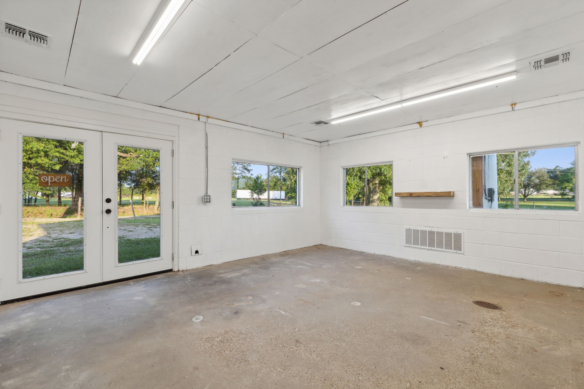 2584 County Road 1171