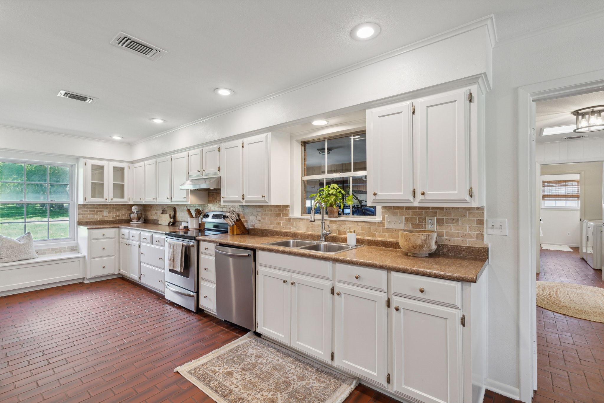 2584 County Road 1171