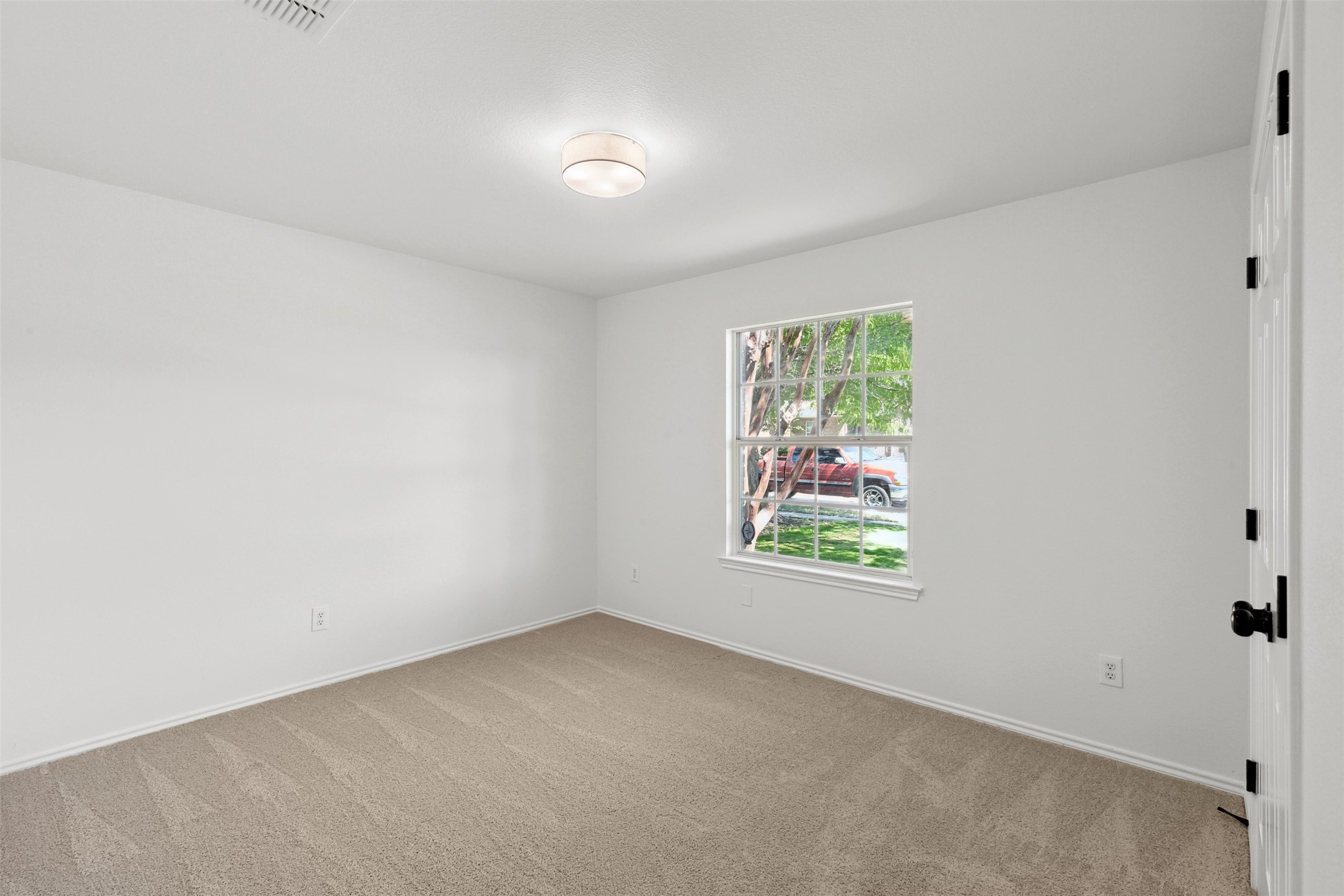 527 Binkley Court
