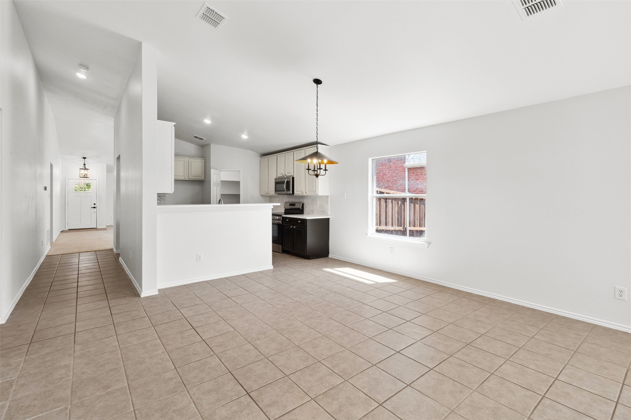 527 Binkley Court
