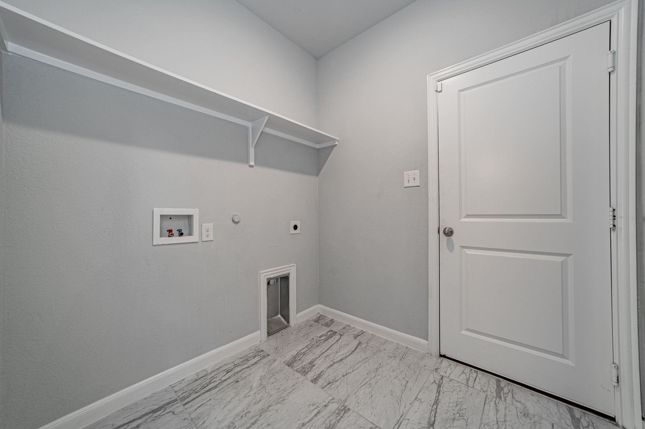 2098 Callahan Drive