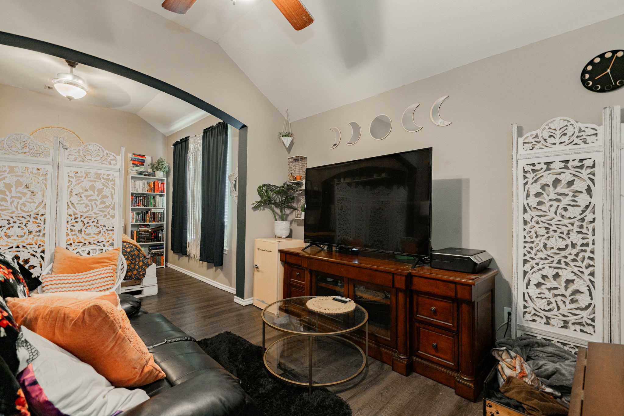 4517 Woodbluff Drive