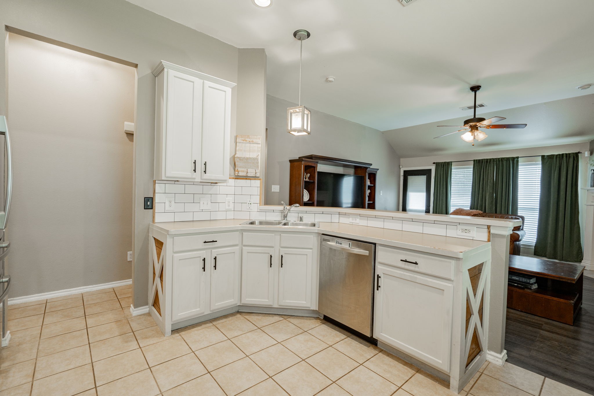 4517 Woodbluff Drive
