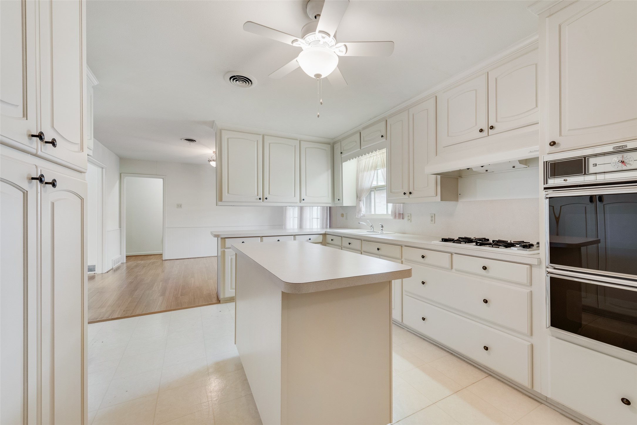 3209 Sheridan Drive