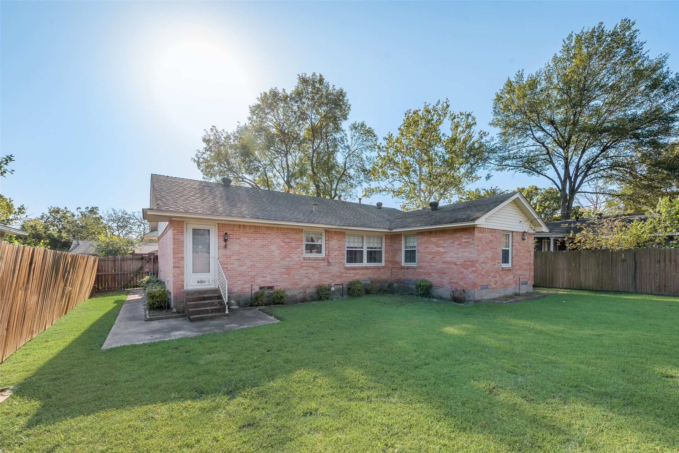 3209 Sheridan Drive