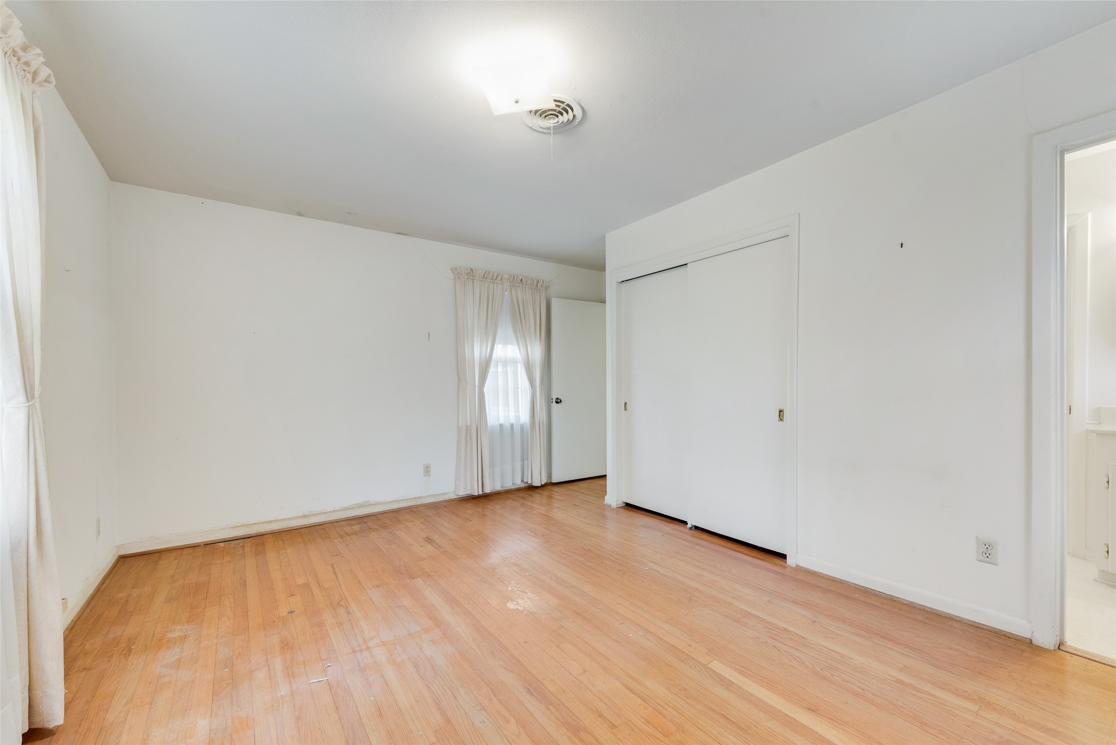 3209 Sheridan Drive