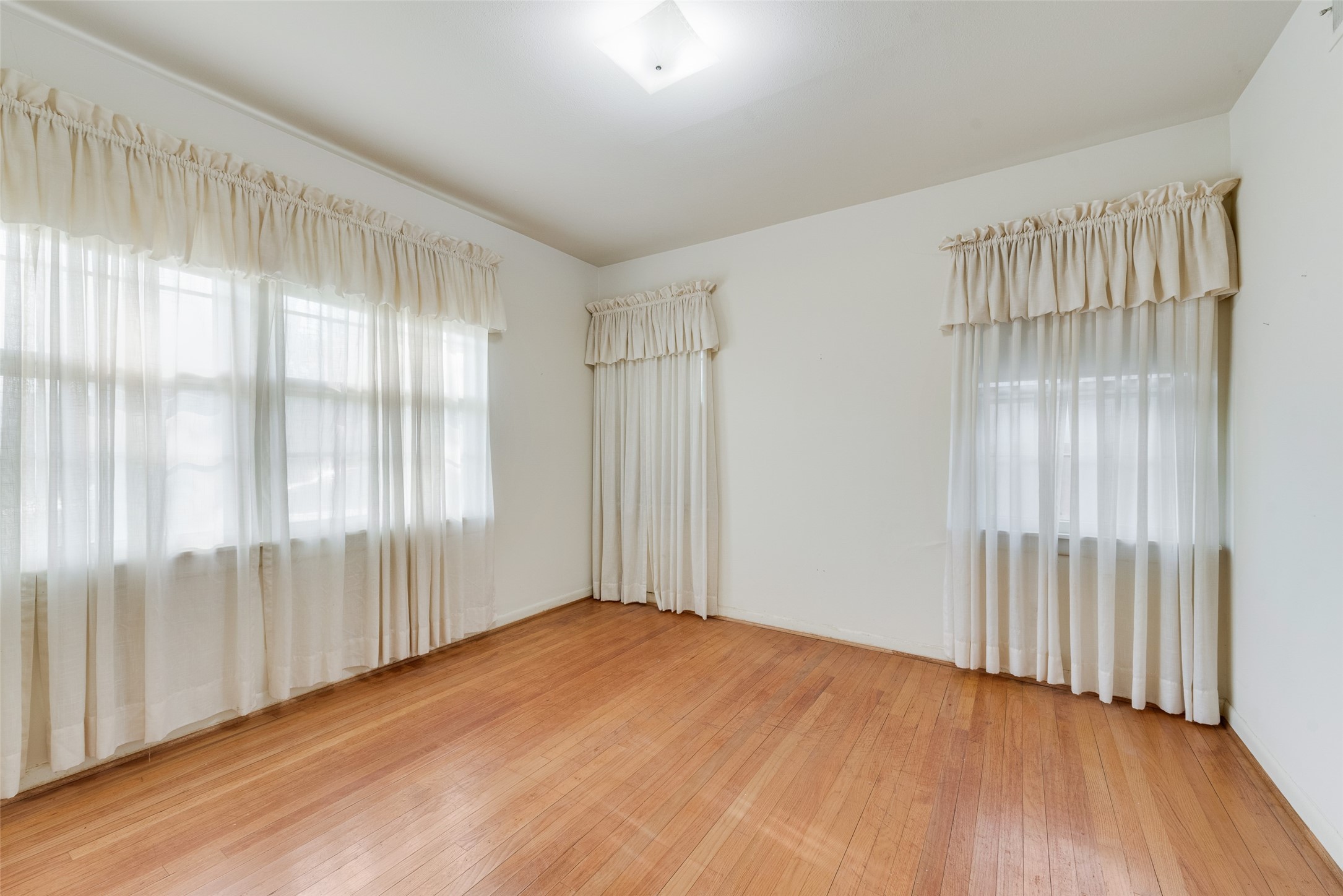 3209 Sheridan Drive
