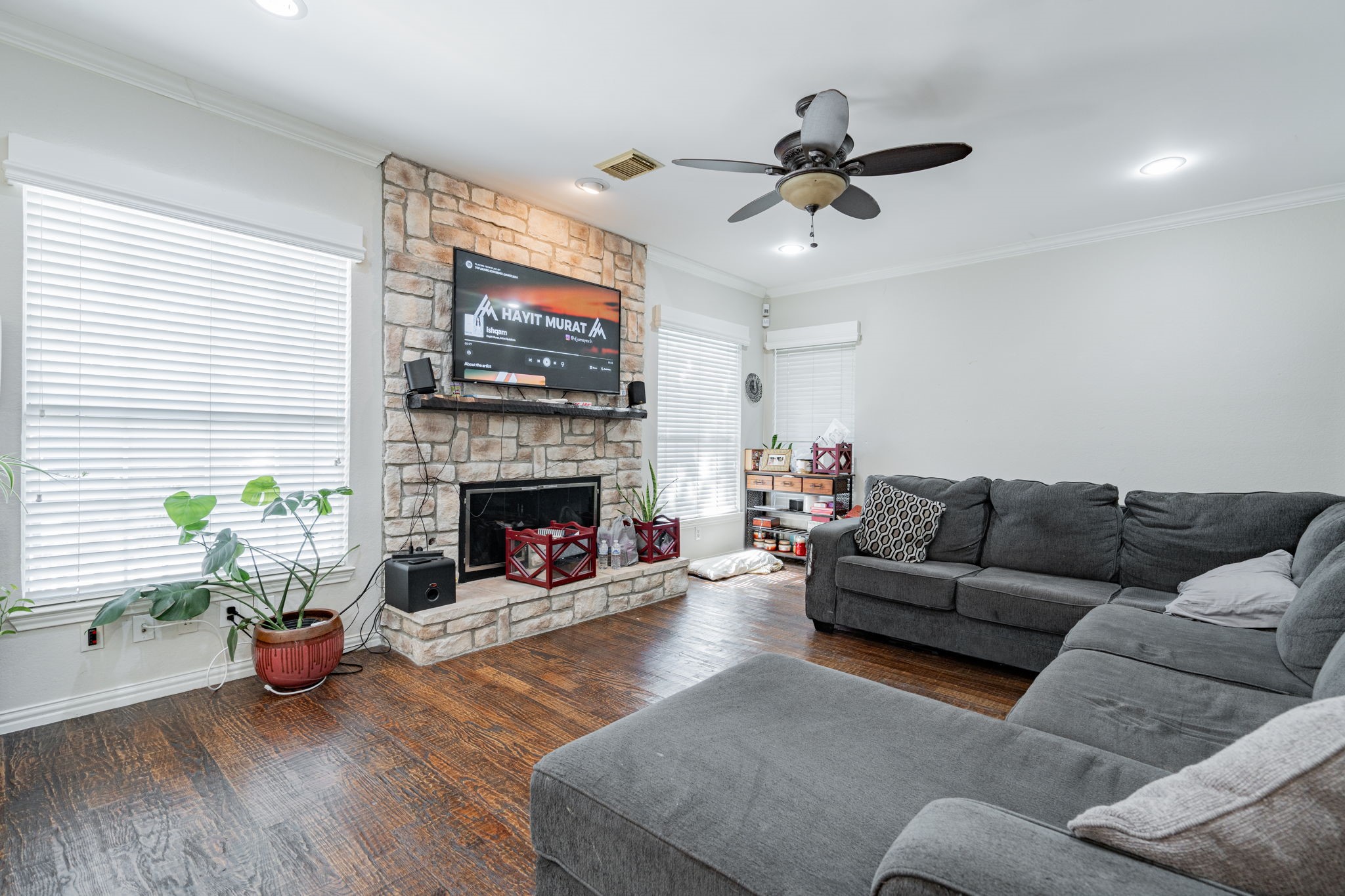 339 Spanish Moss Drive