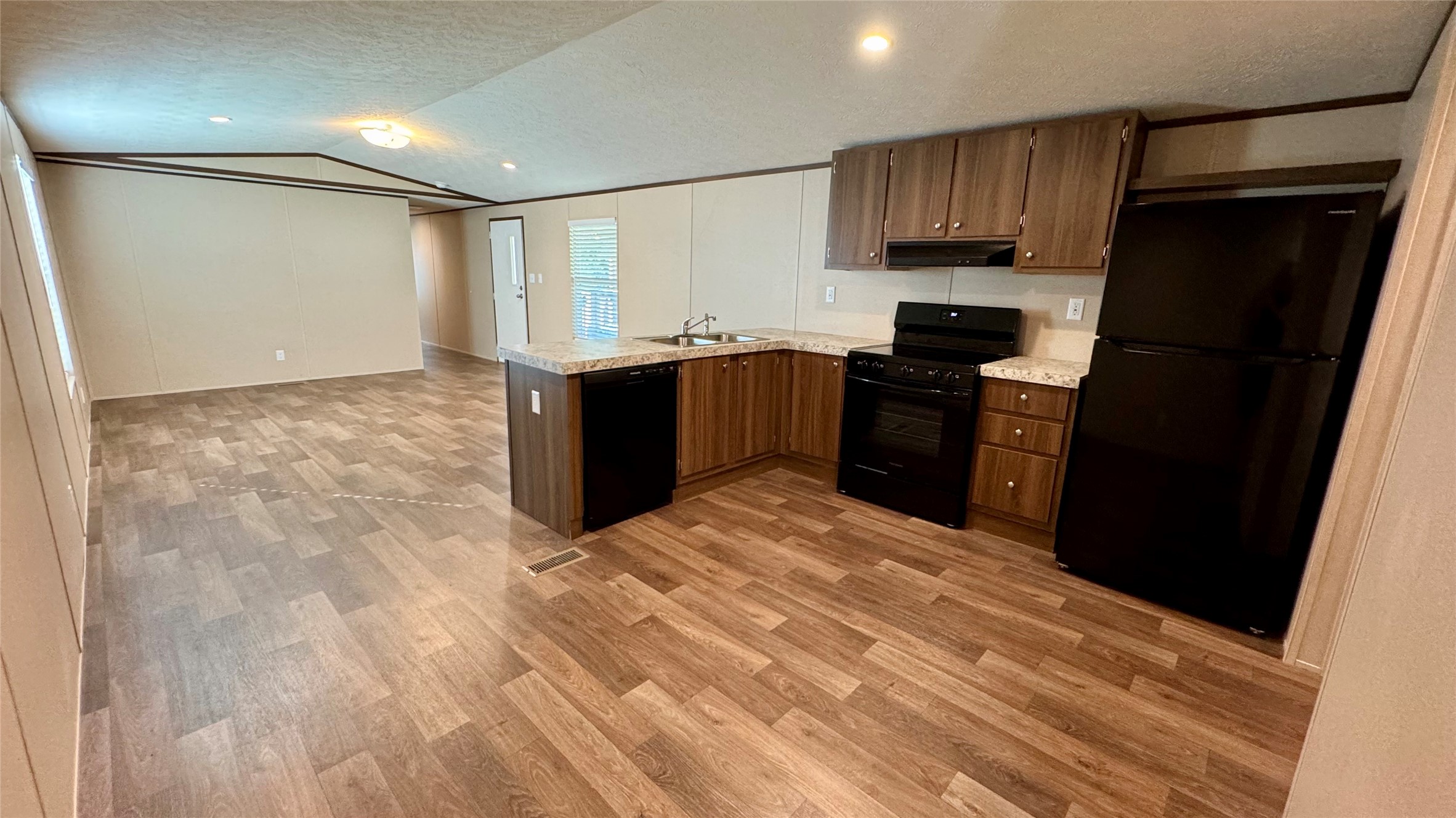 212 Whispering Trail