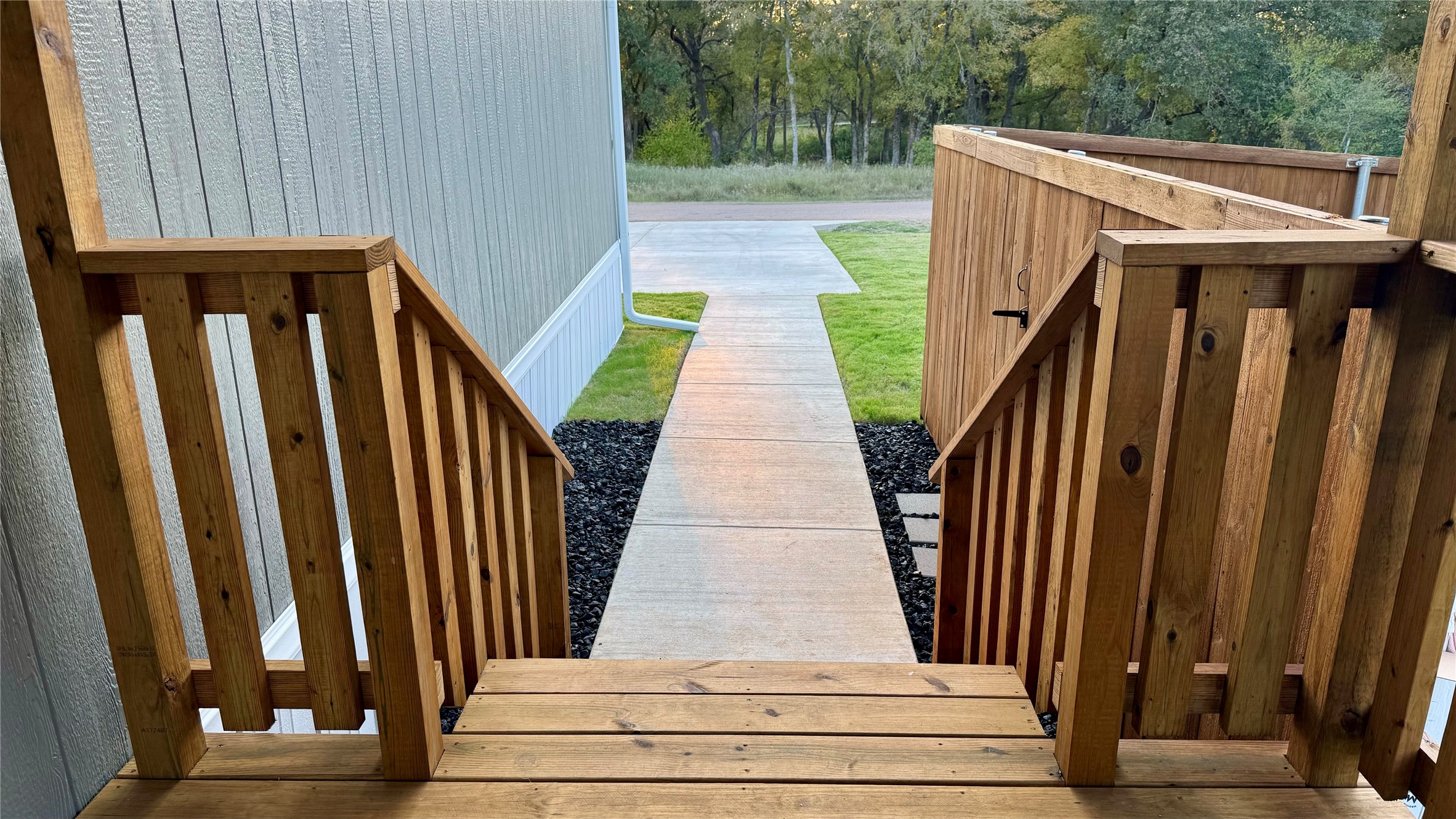 212 Whispering Trail