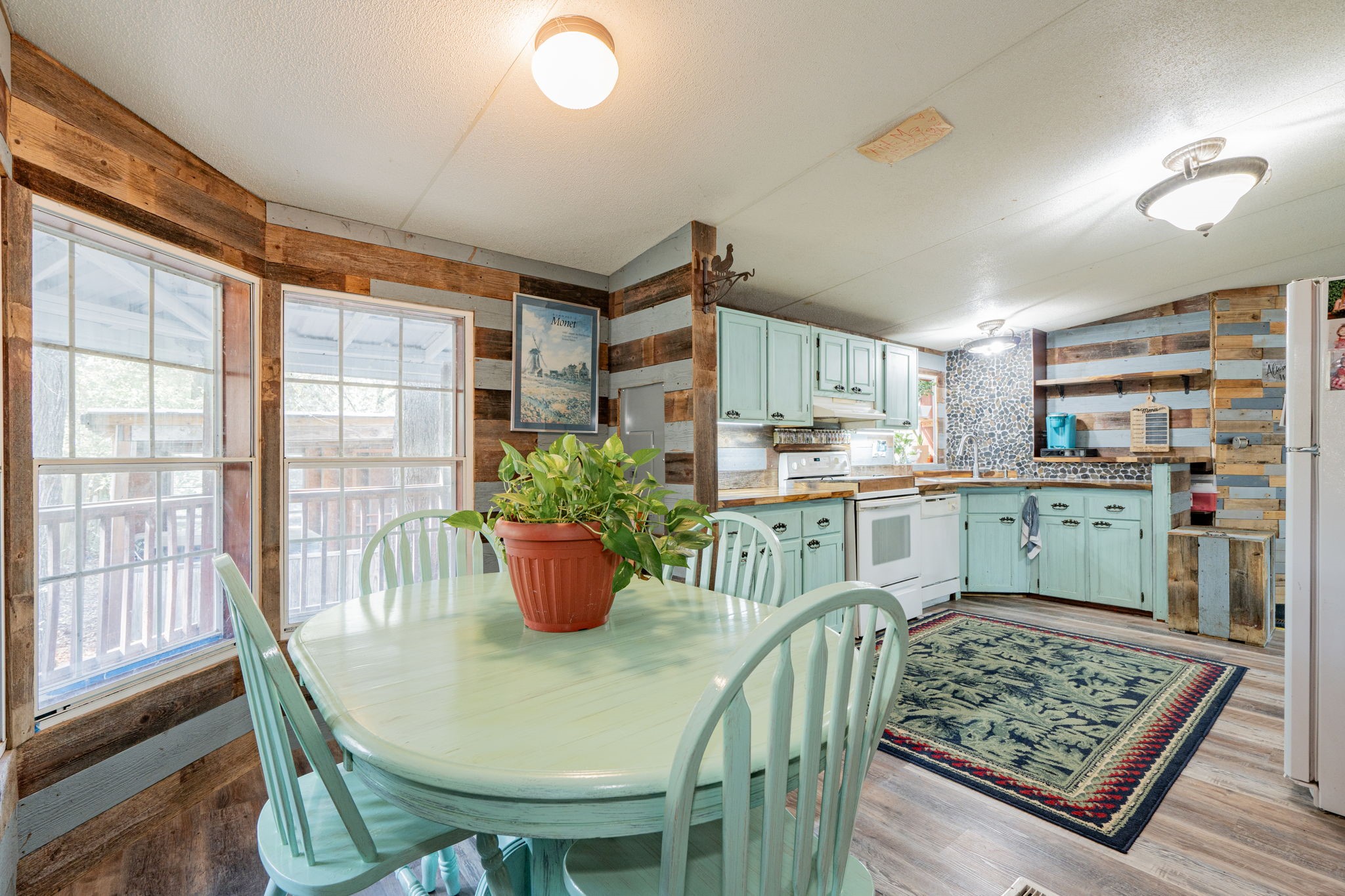 10792 Maplewood Drive