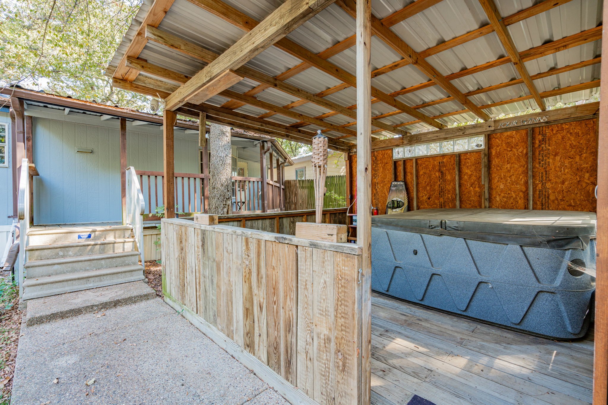 10792 Maplewood Drive