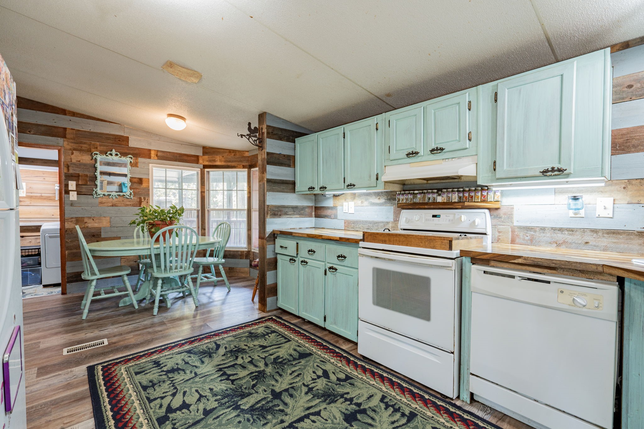10792 Maplewood Drive