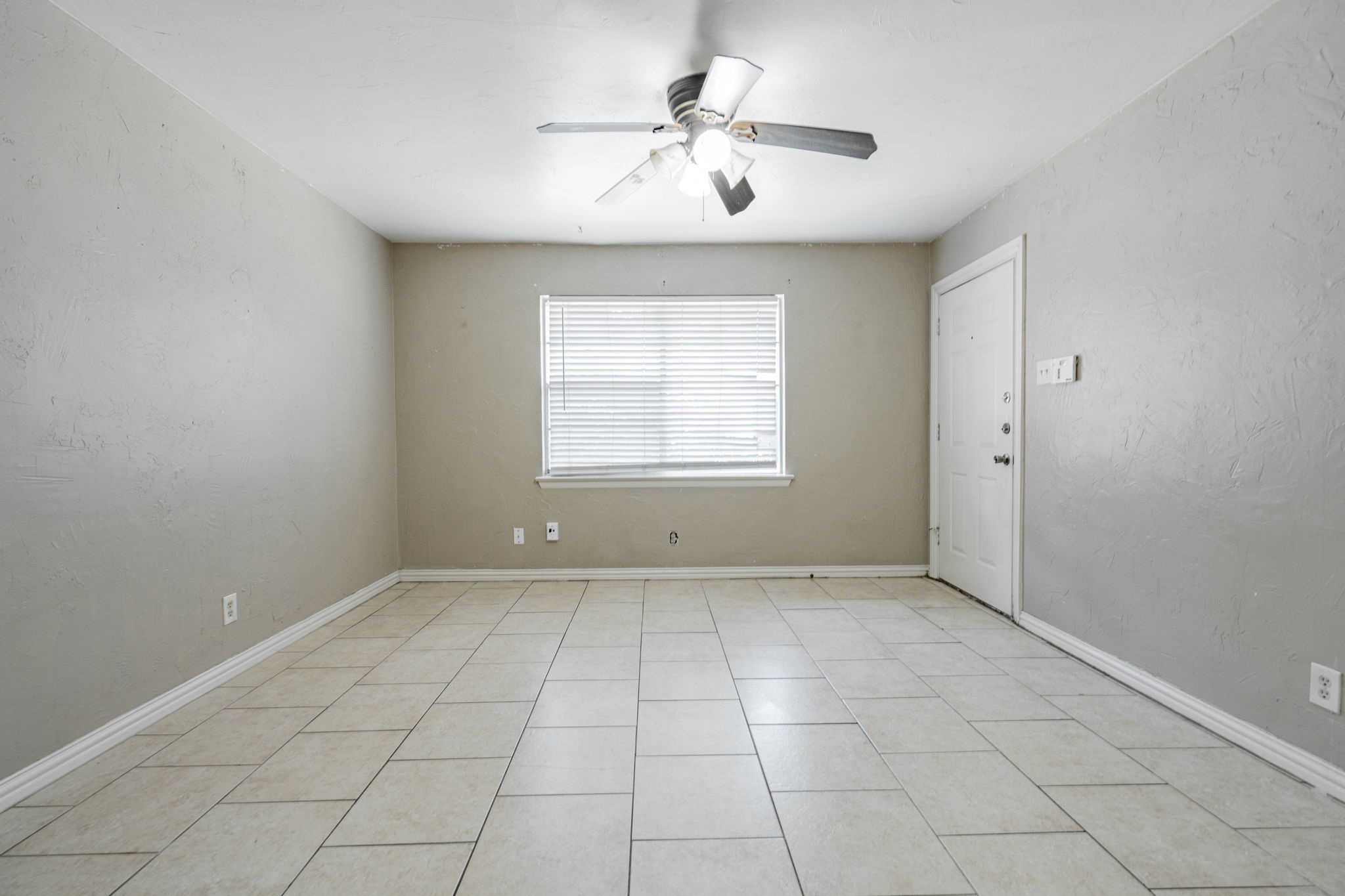 10018 Olmos Drive