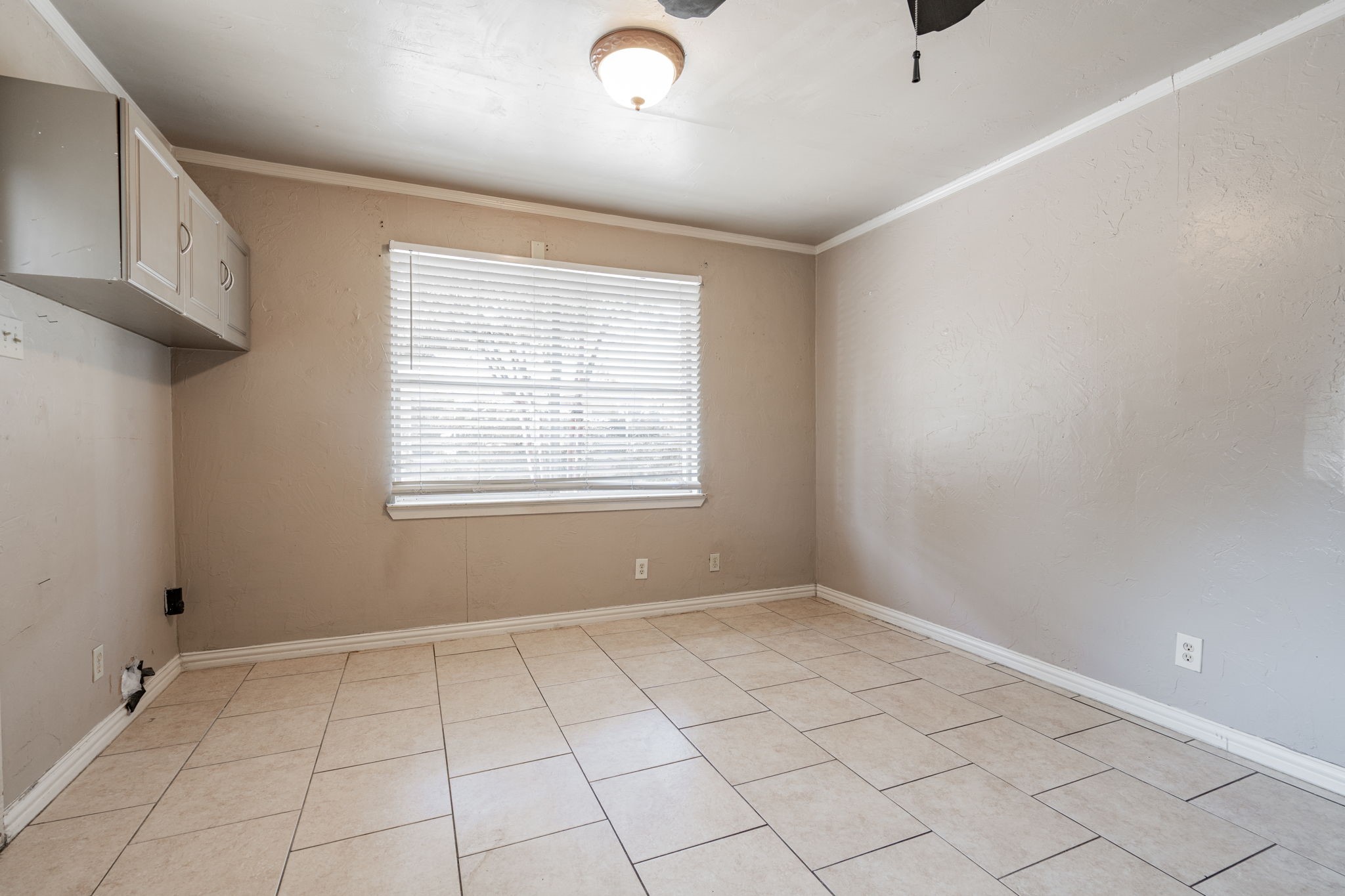 10018 Olmos Drive
