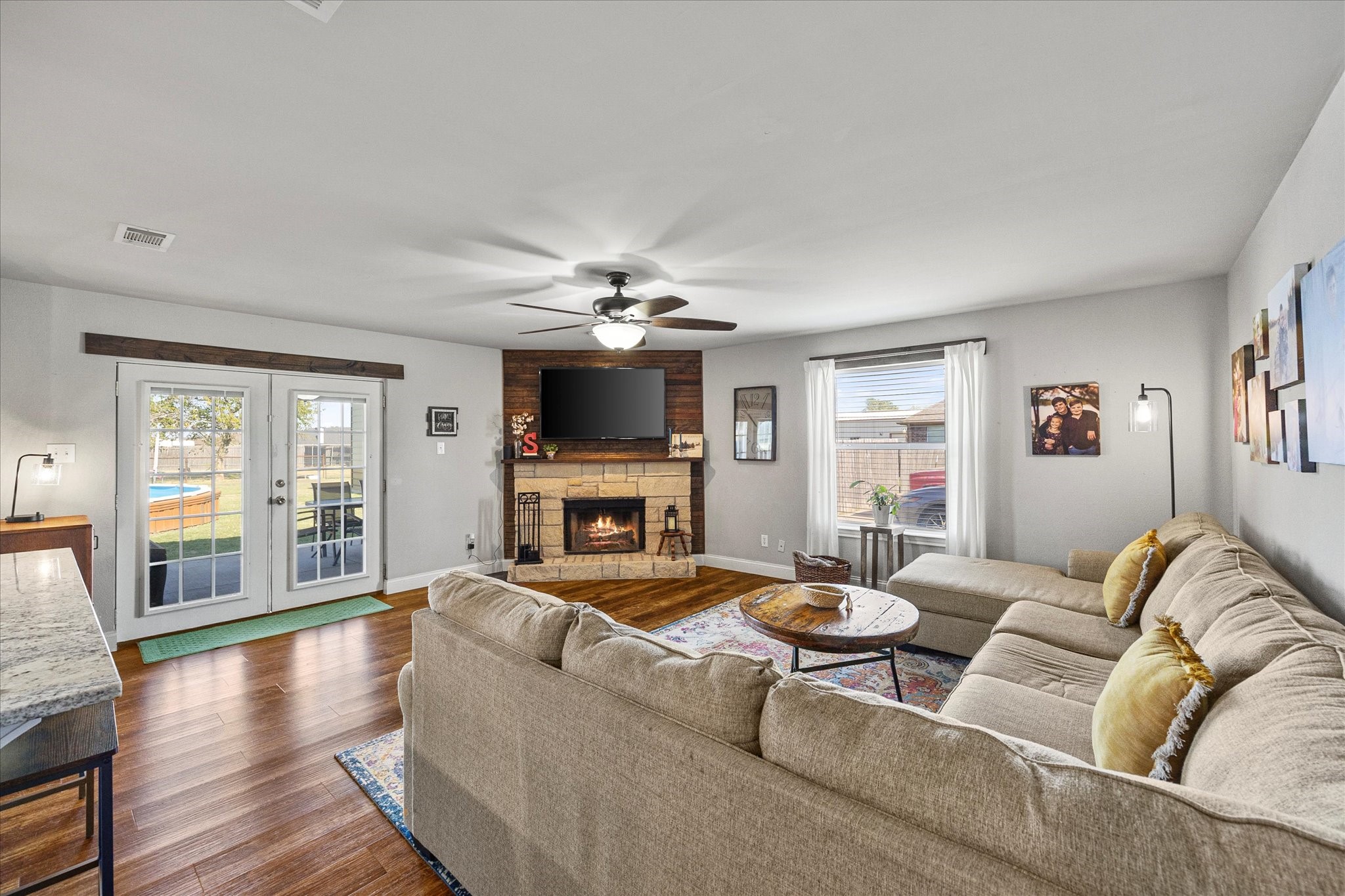 10115 Linda Circle