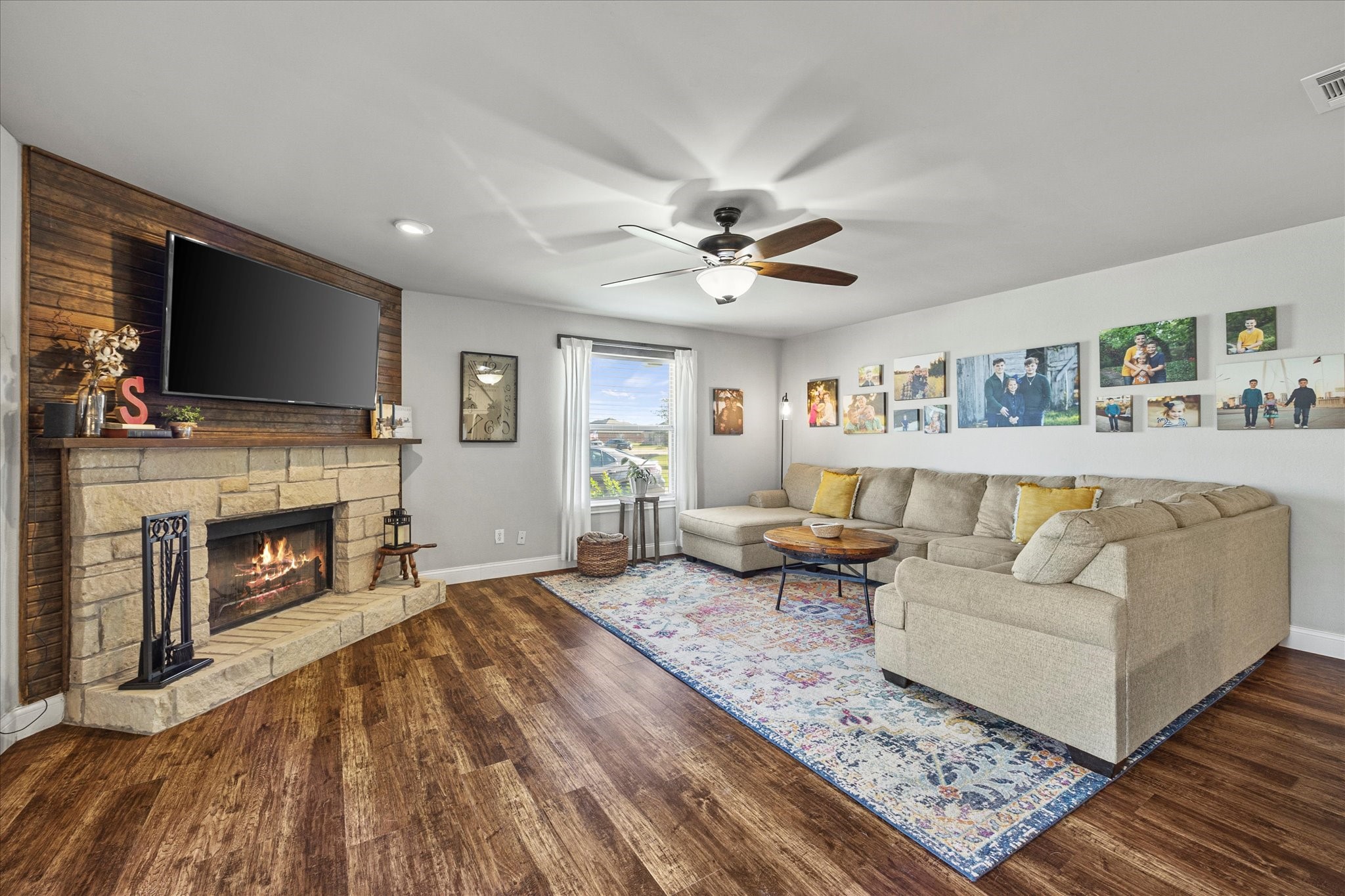 10115 Linda Circle