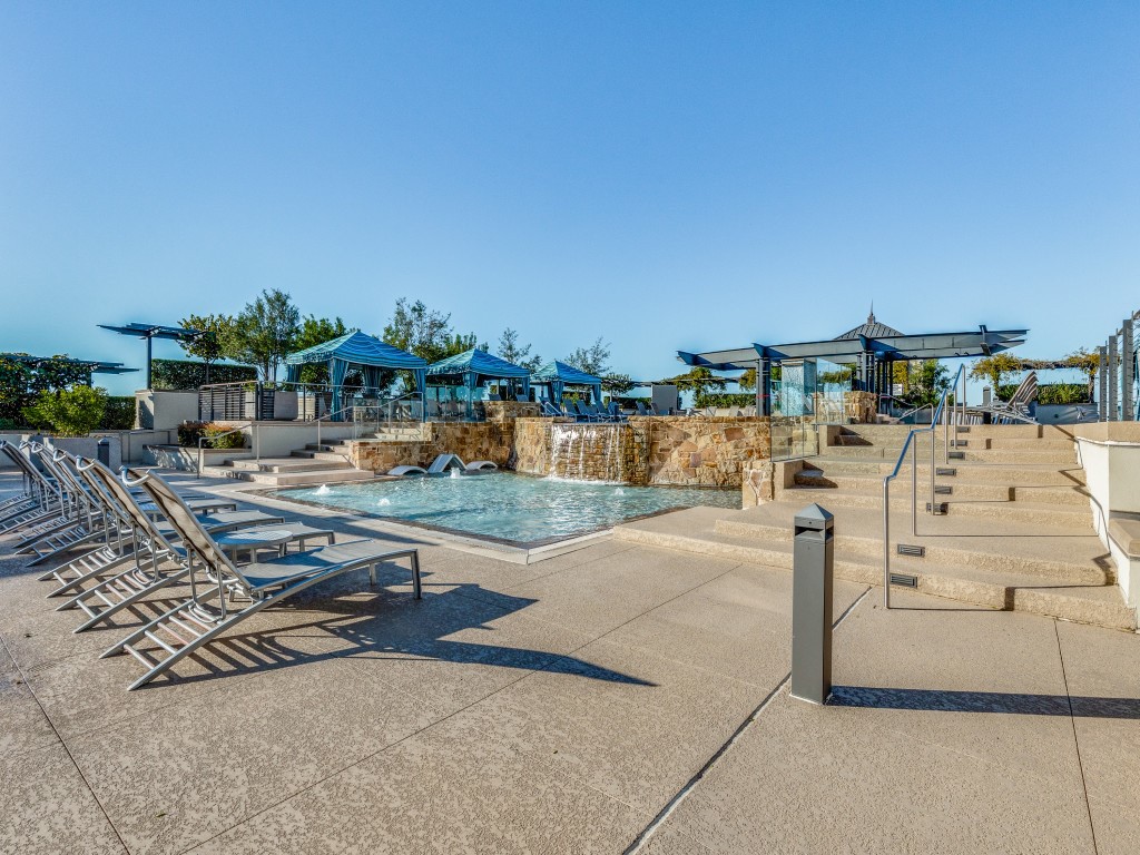2600 W 7th Street 2626