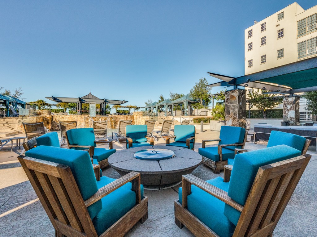 2600 W 7th Street 2626