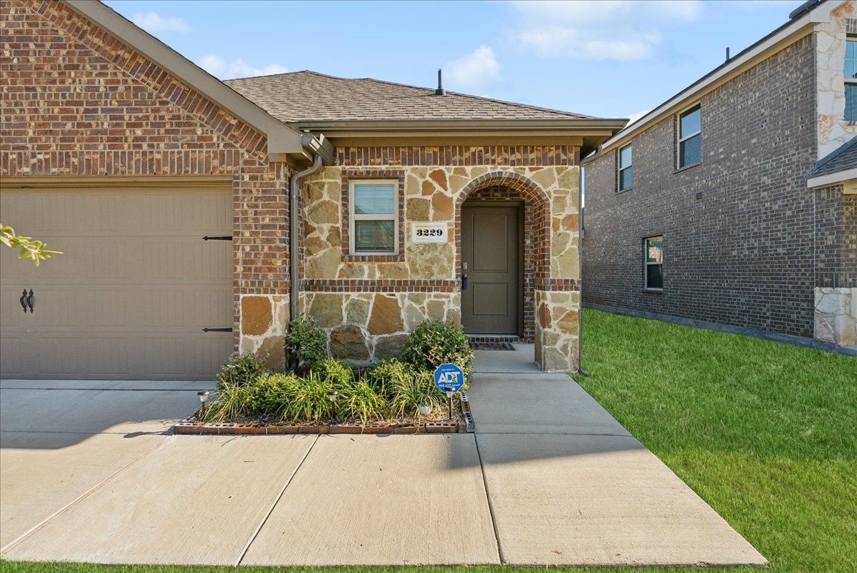 3229 Perman Drive