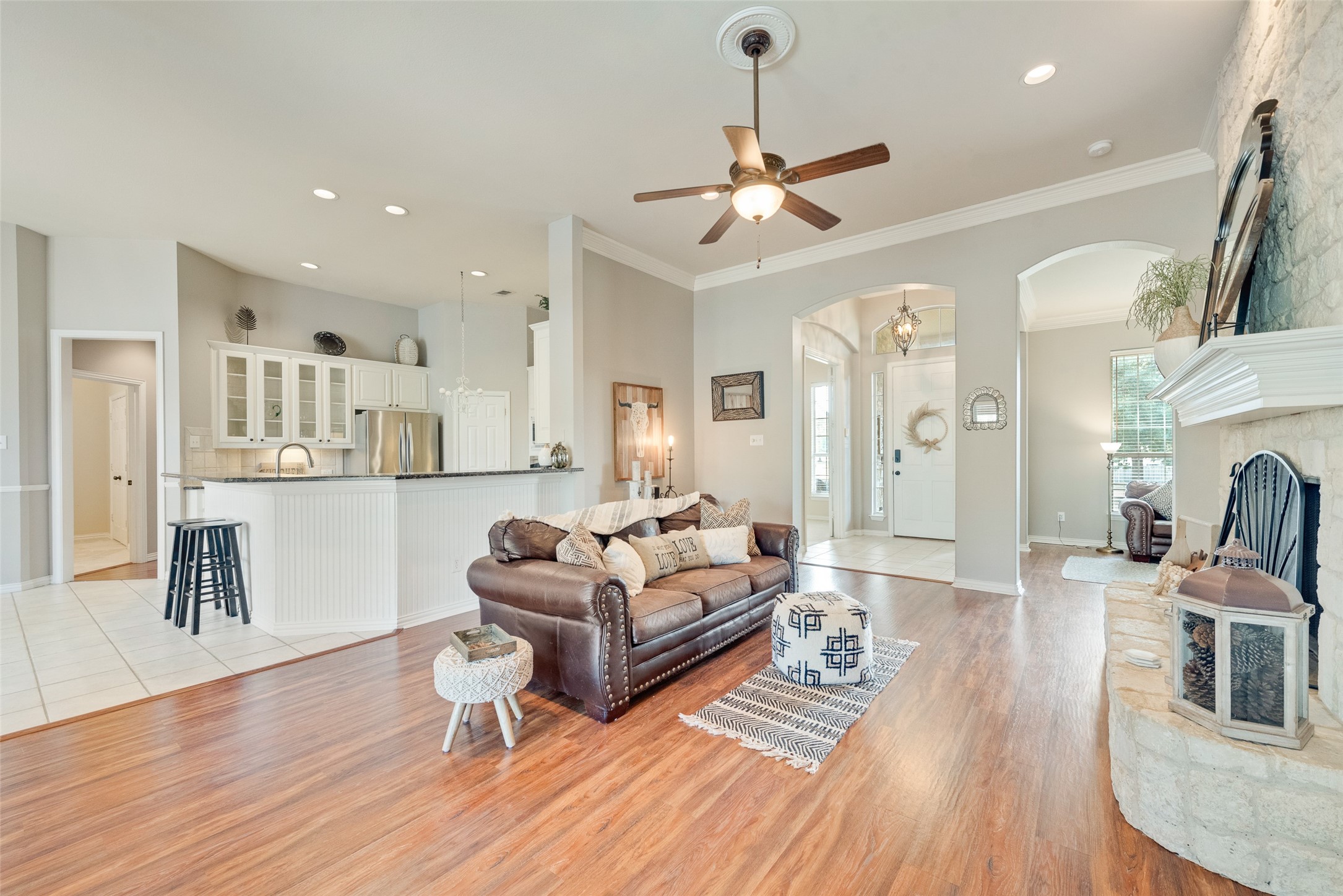 7128 Hunt Lane
